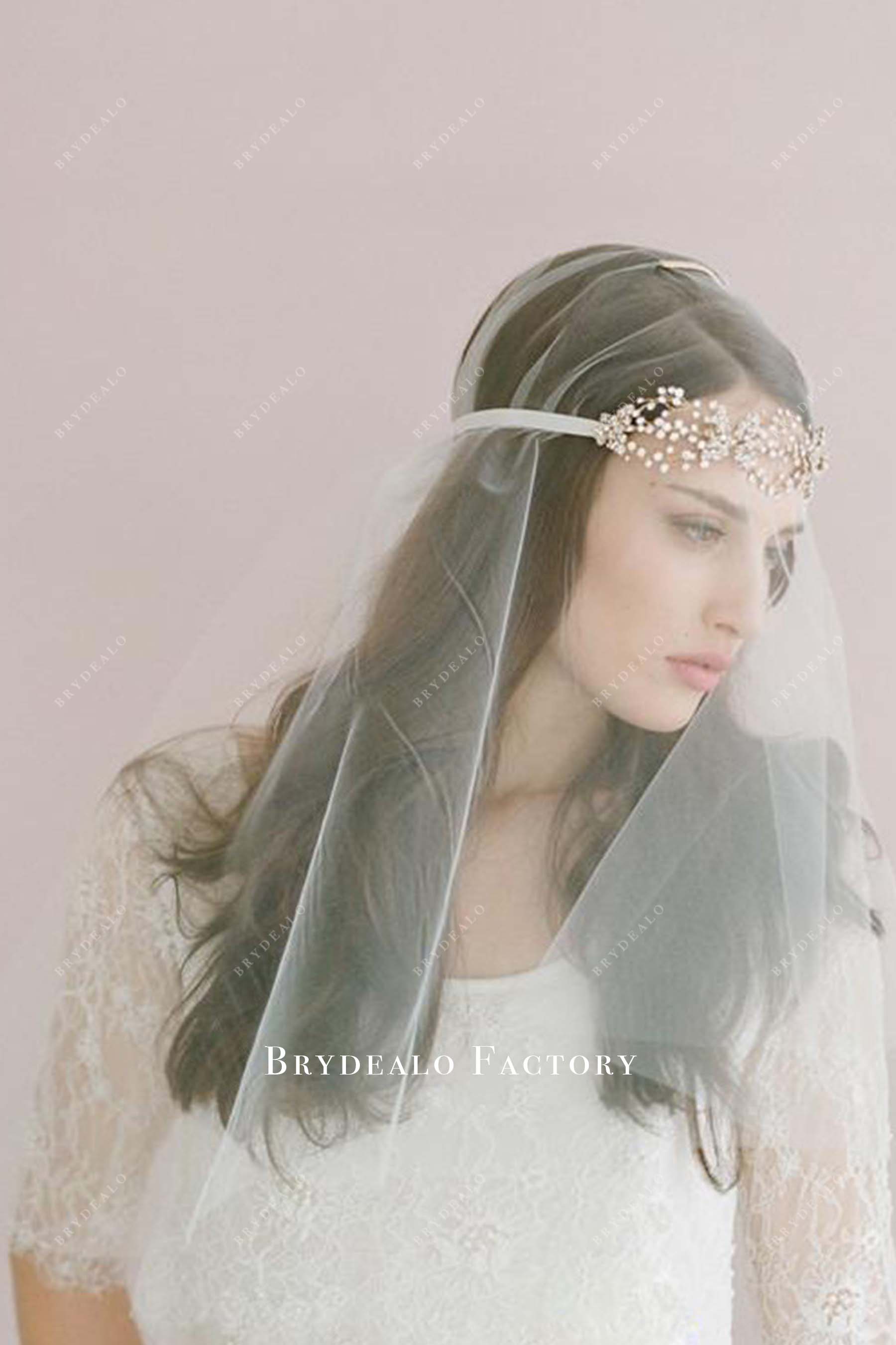 light ivory tulle headpiece bridal veil