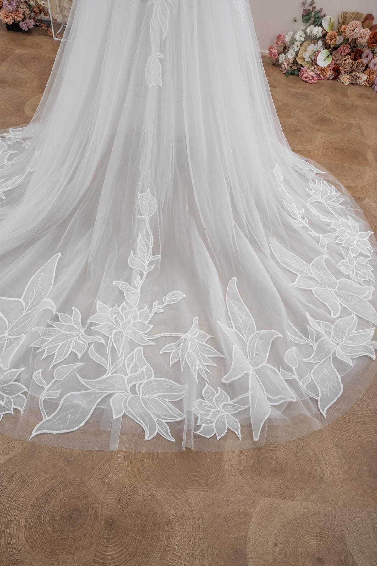 long train flower lace wedding dress overskirt