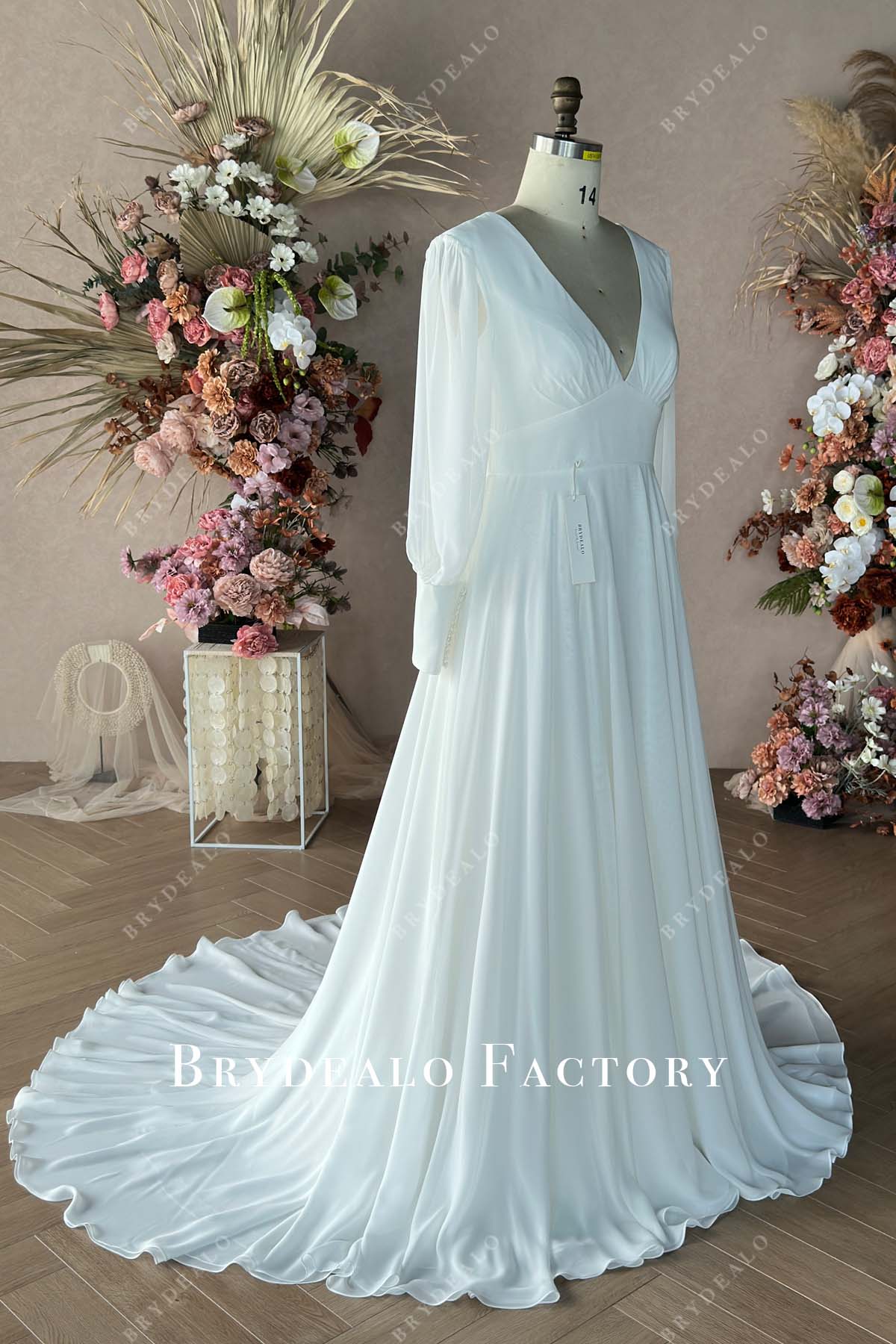 Private Label Bishop Sleeve A-line Bridal Dress