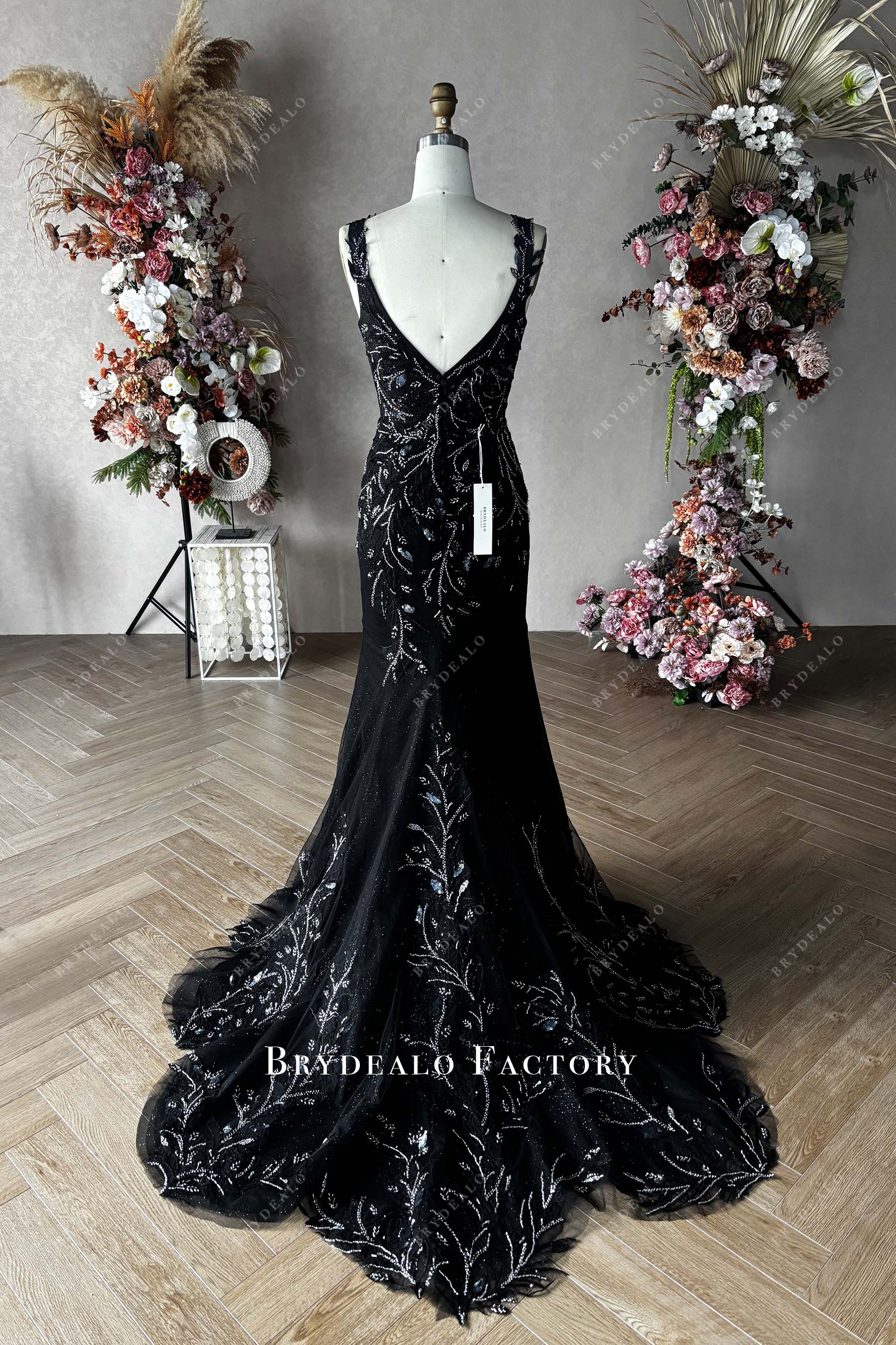 open back private label black court train wedding dress