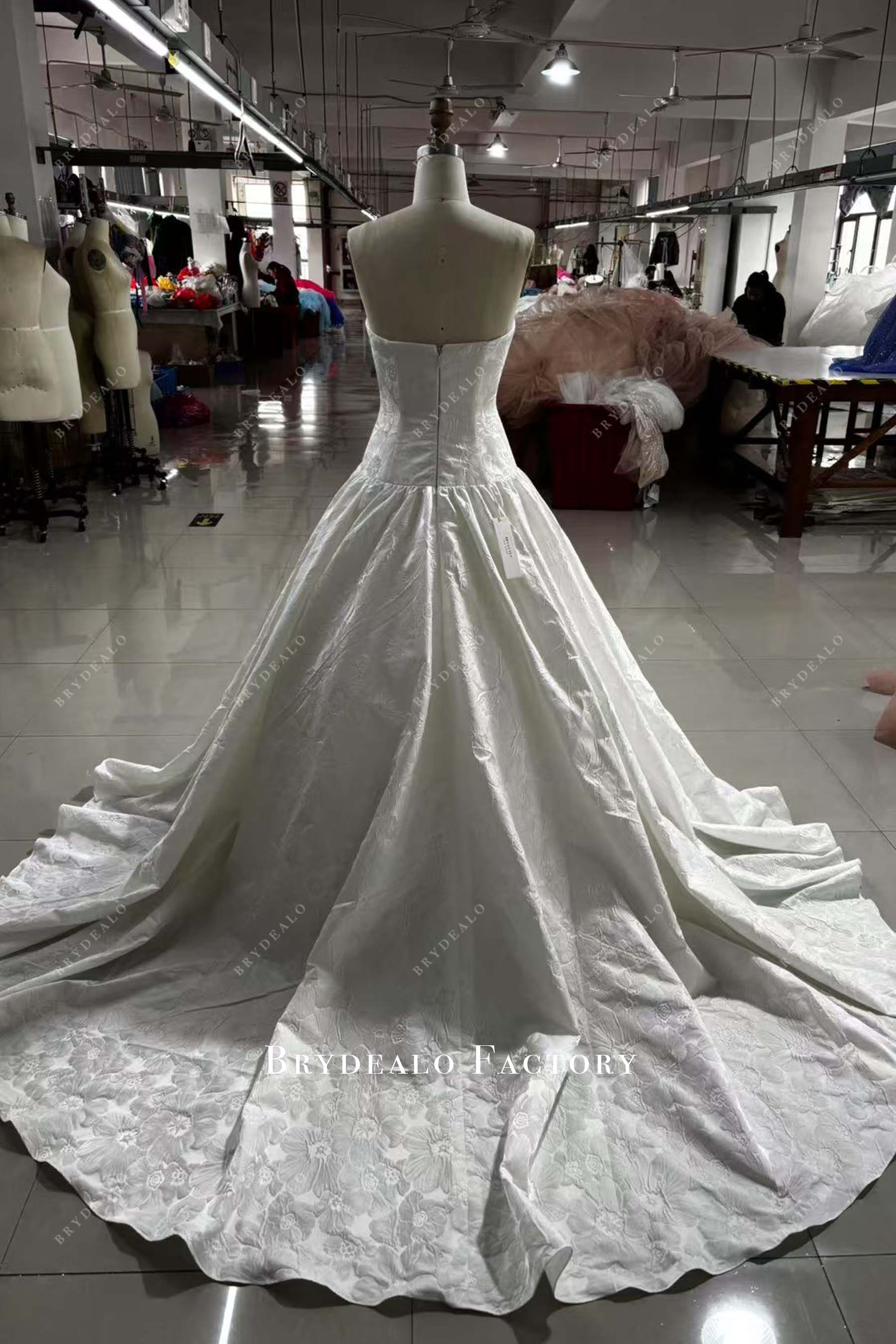 Custom Textured Strapless Low Waist Puffy Wedding Dress