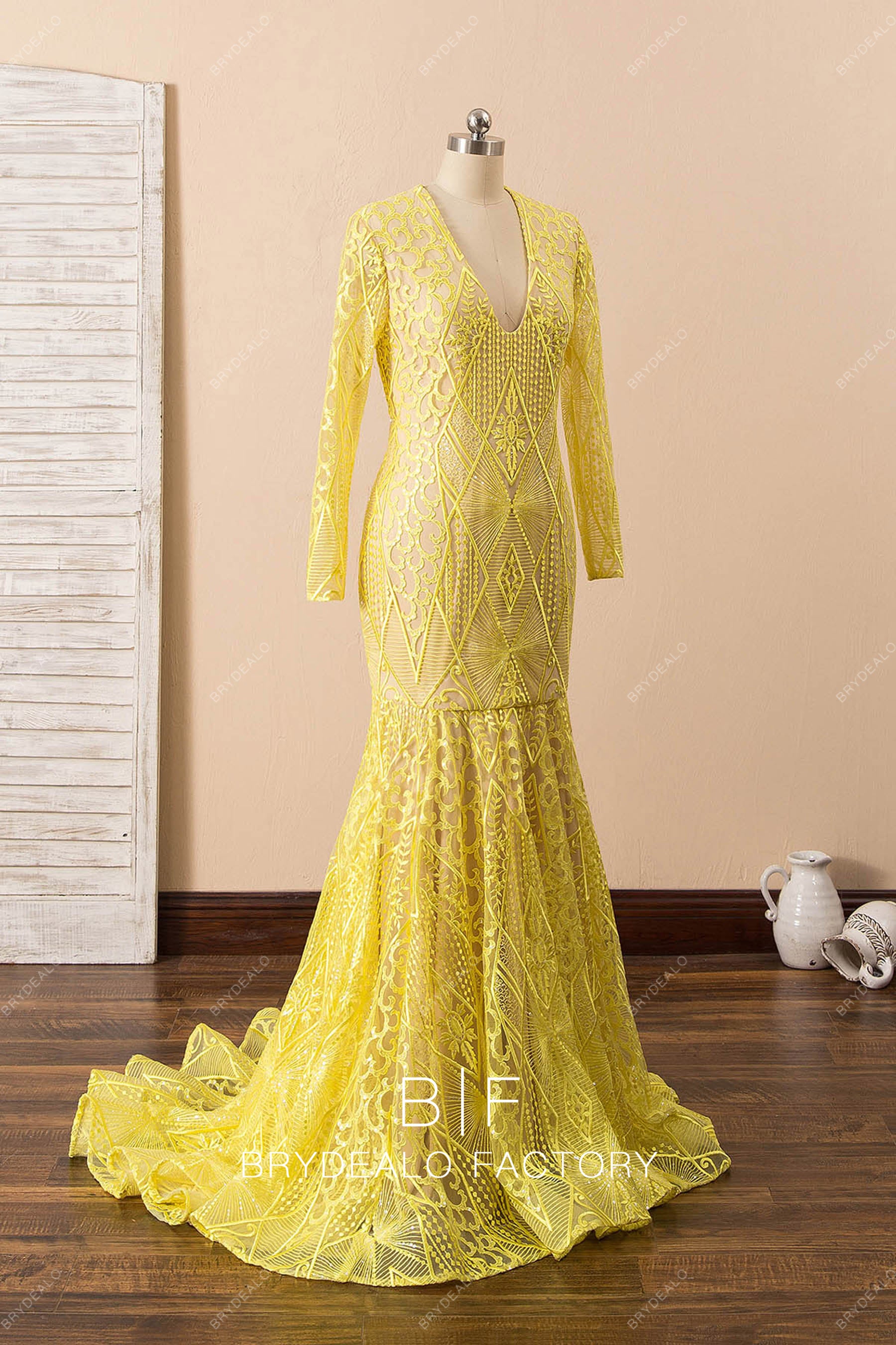 patterned lace long formal dress