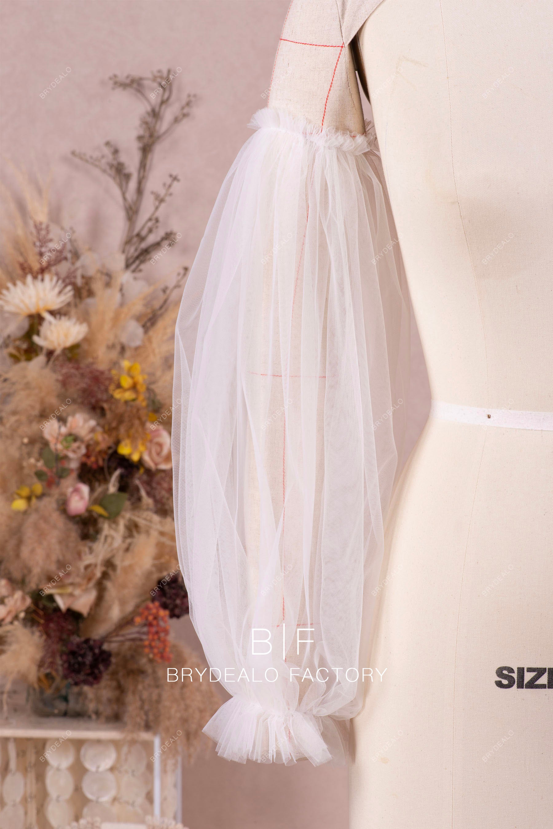puffy bubble tulle sleeves