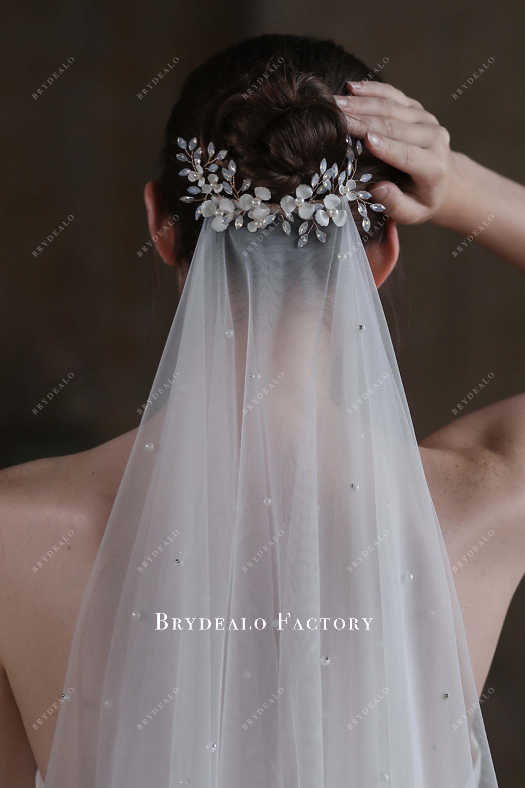 rhinestones comb bridal veil