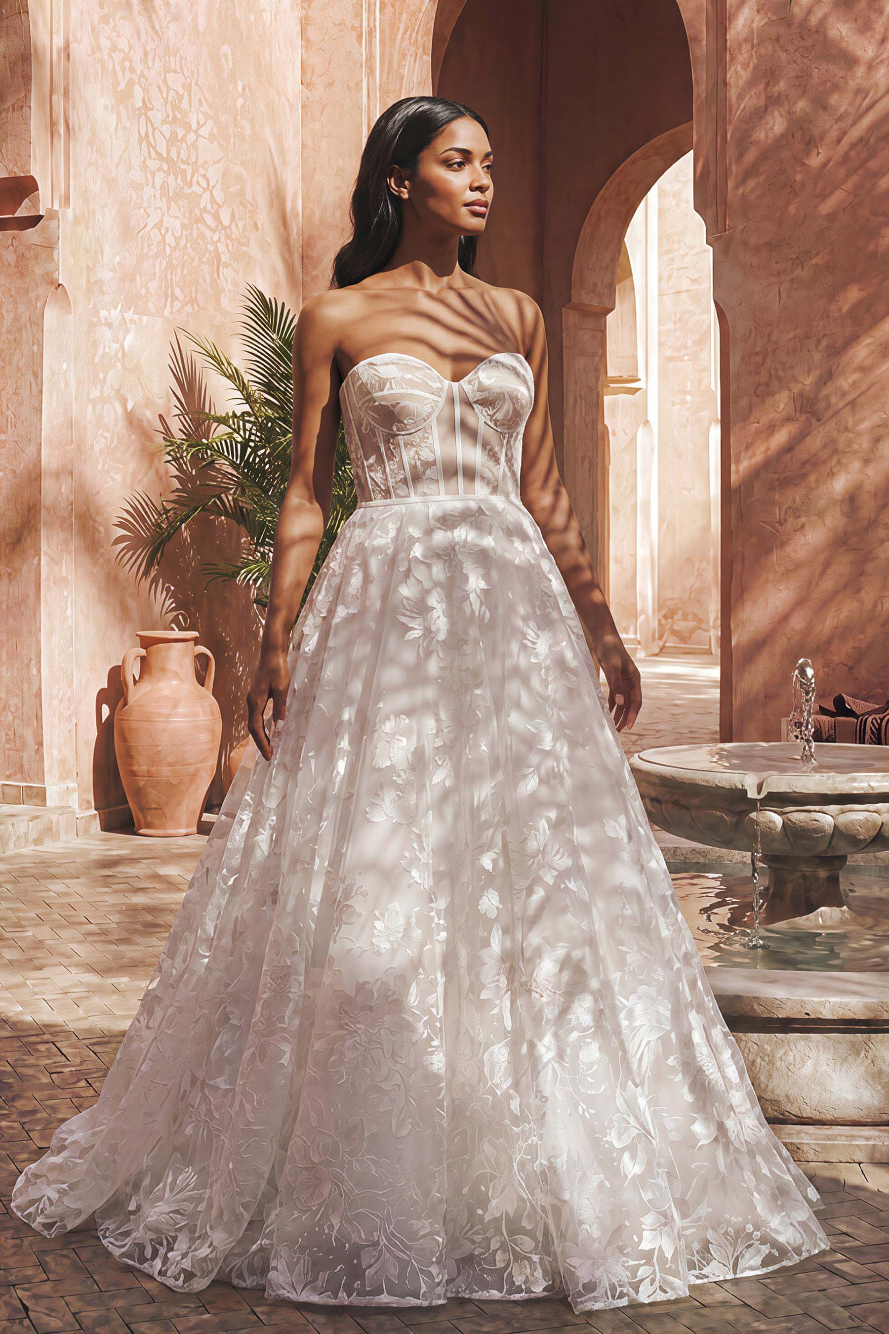 romantic flower lace wedding dress