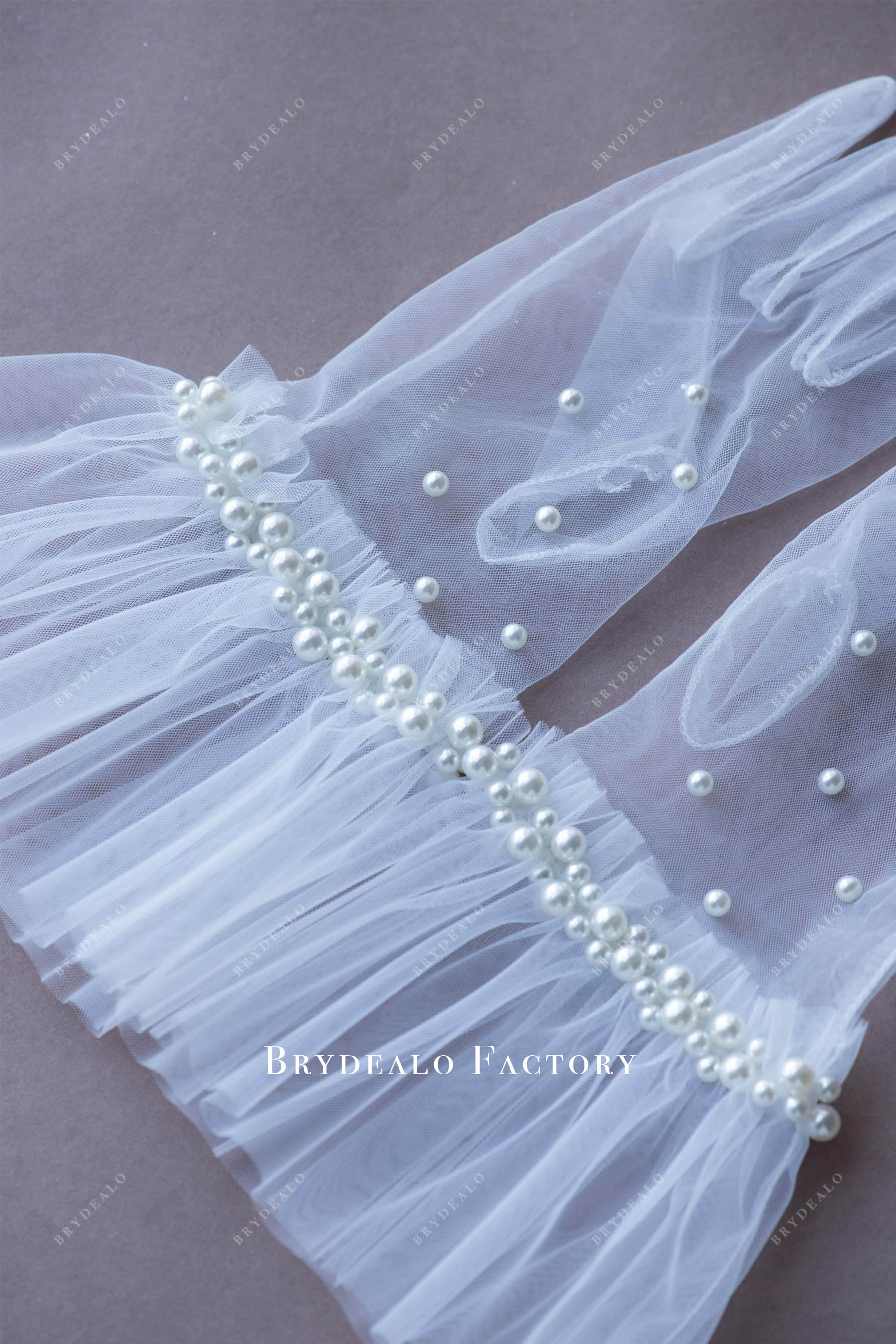 ruffled tulle pearl gloves