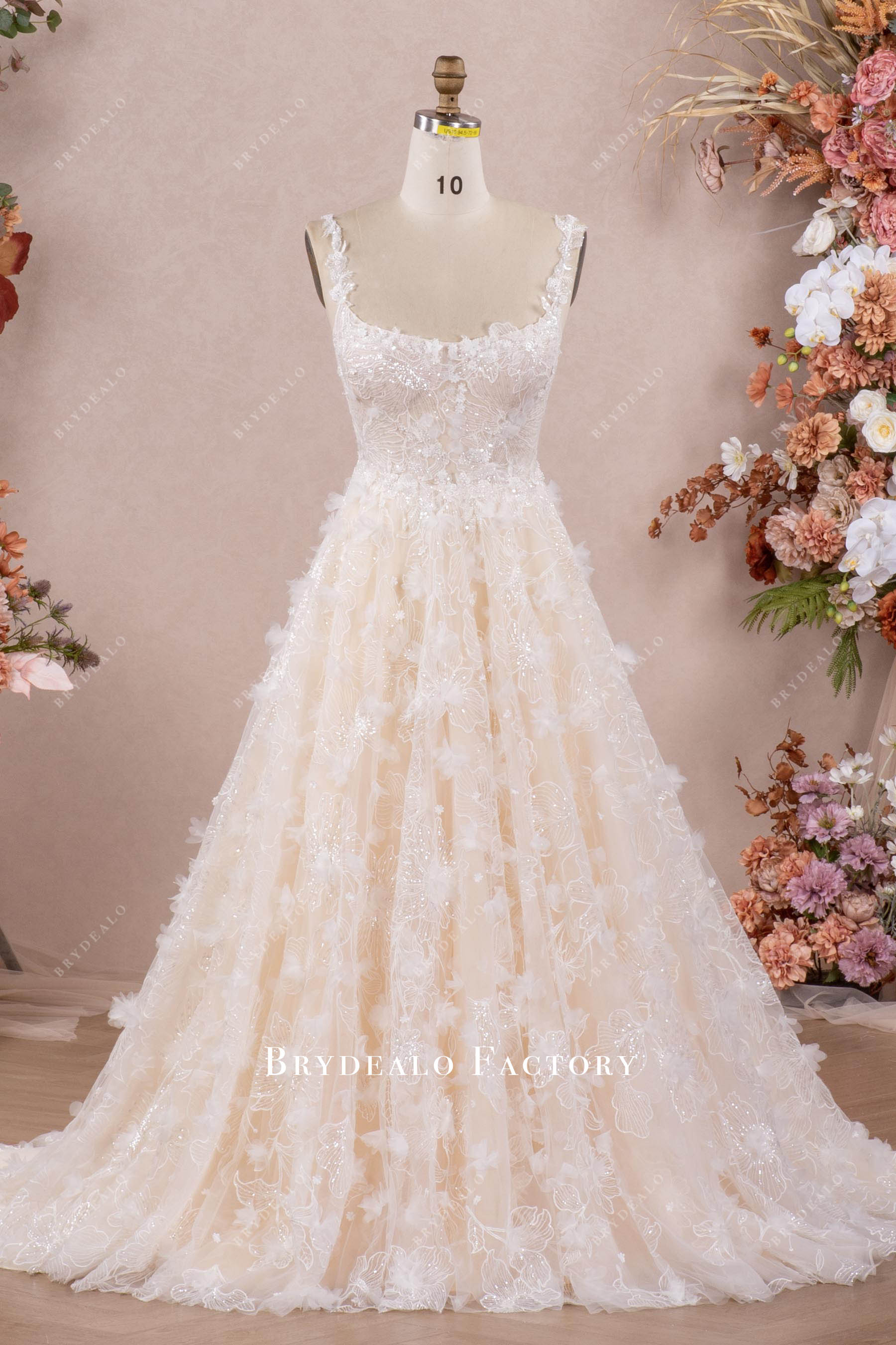 scoop neck flower lace Aline wedding dress