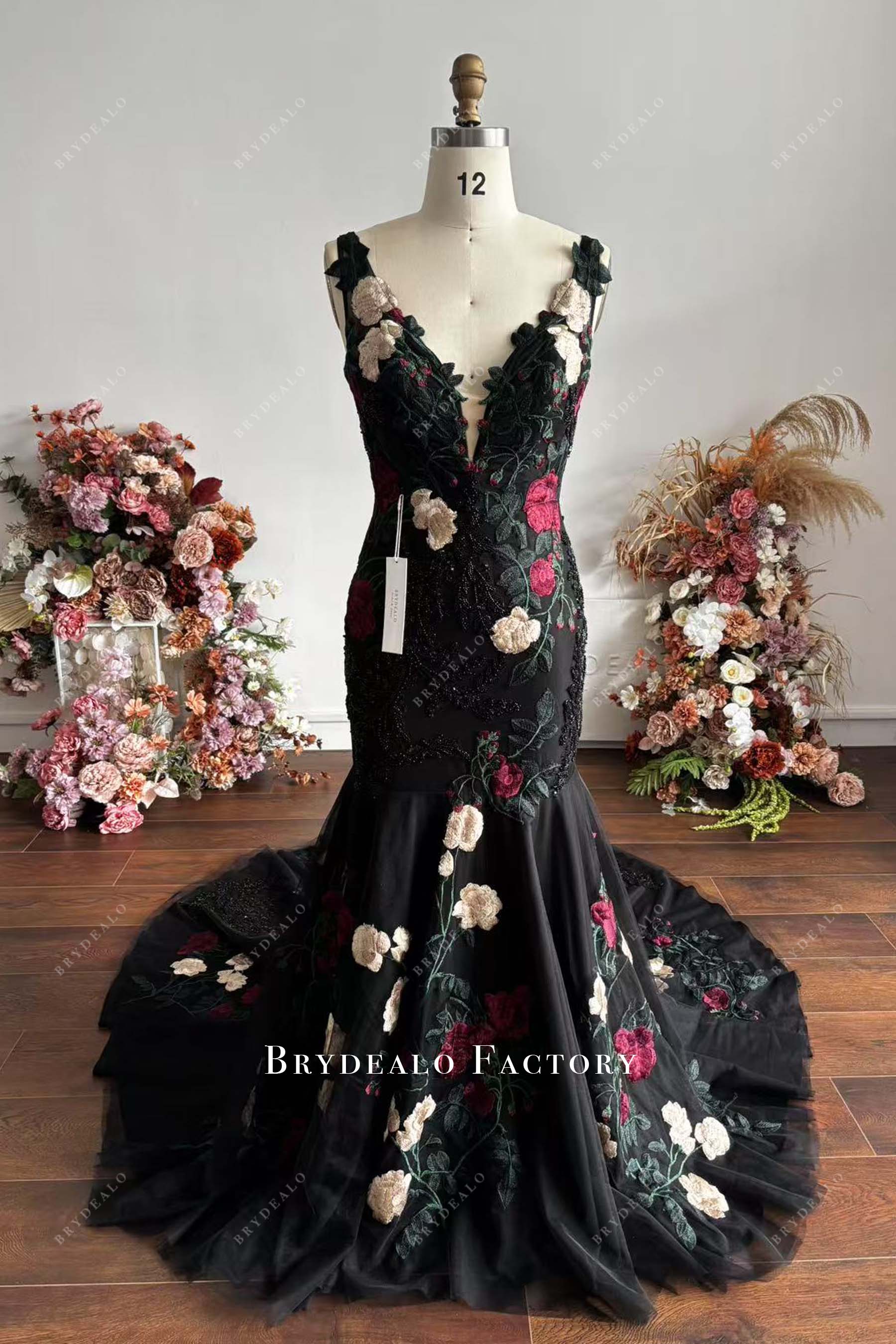 sleeveless mermaid black rose wedding dress