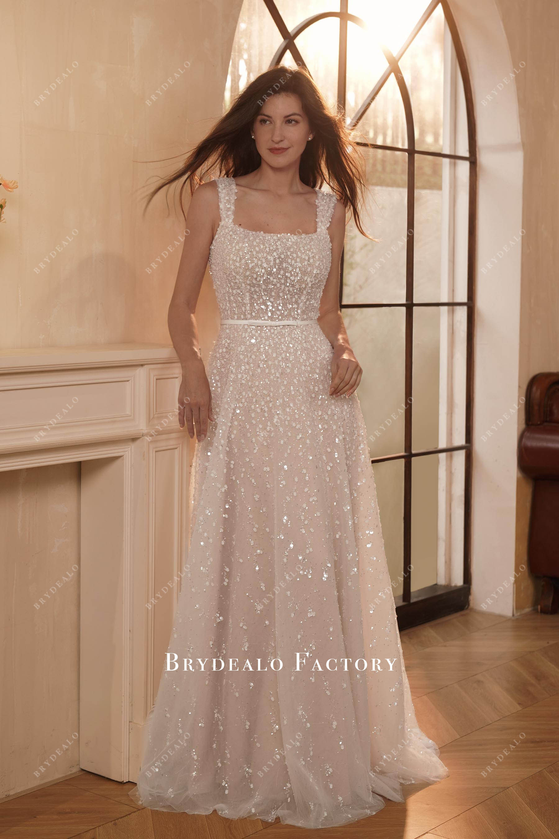 Glamour White Gradient Sequin Square Neck Wedding Dress