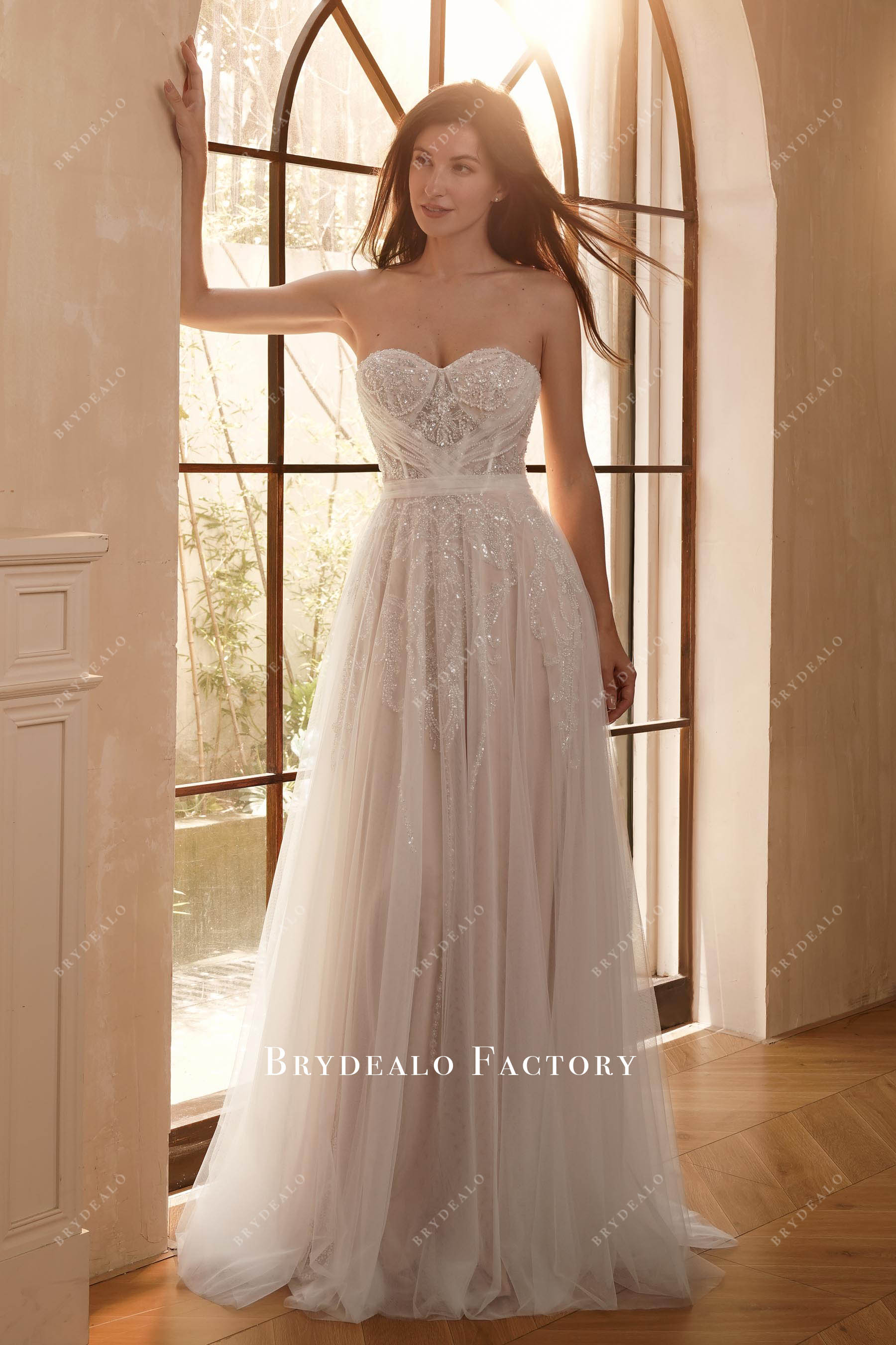 strapless sweetheart sparkly wedding dress