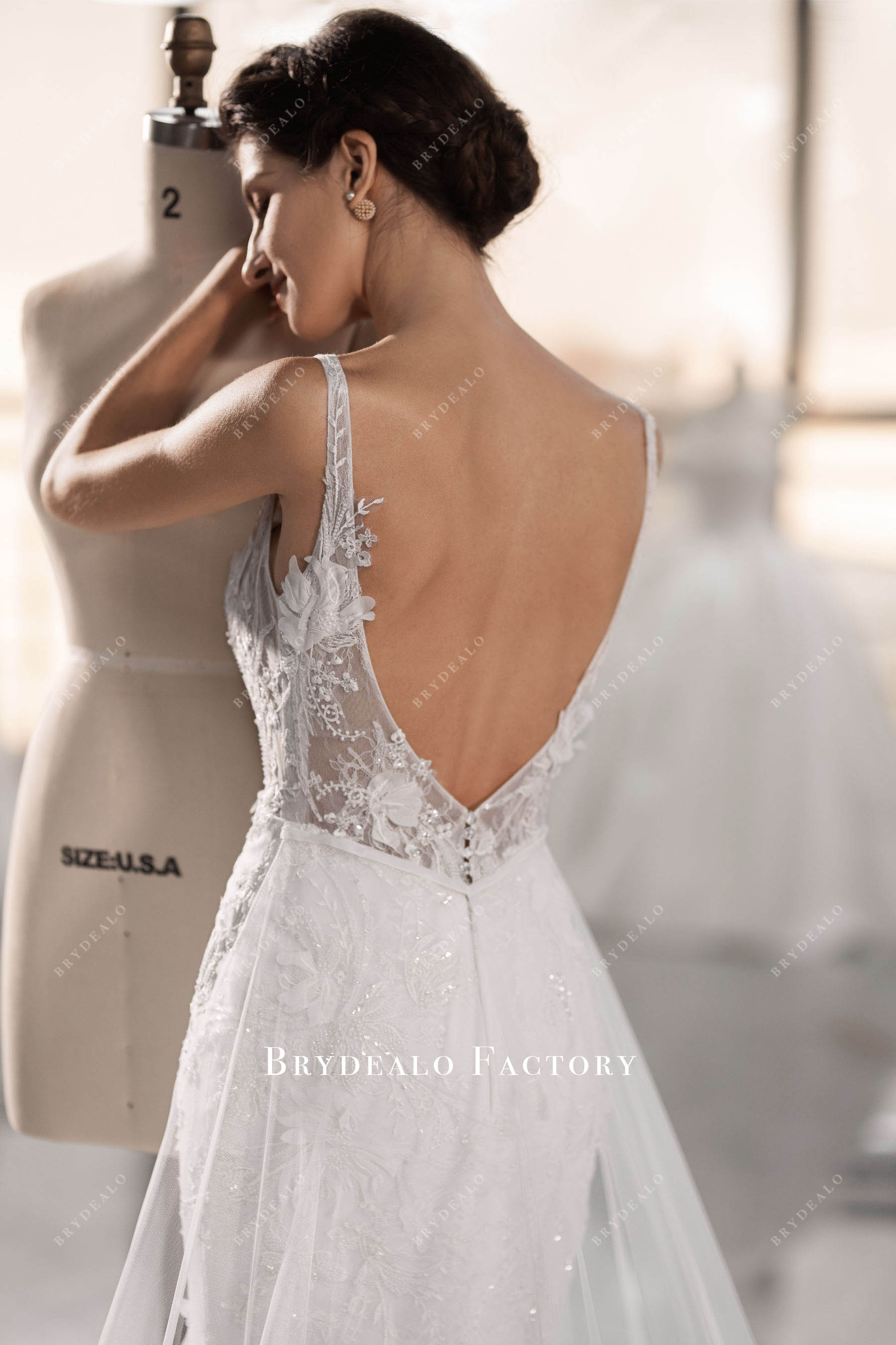 straps V-cut back wedding gown