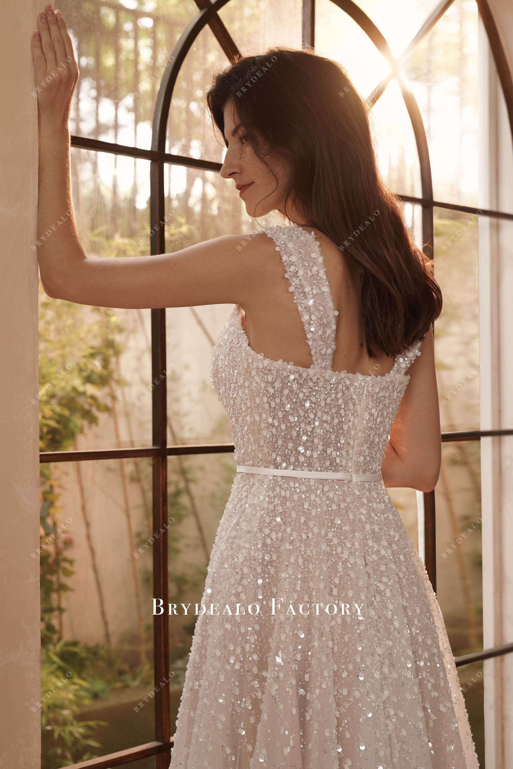 Glamour White Gradient Sequin Square Neck Wedding Dress