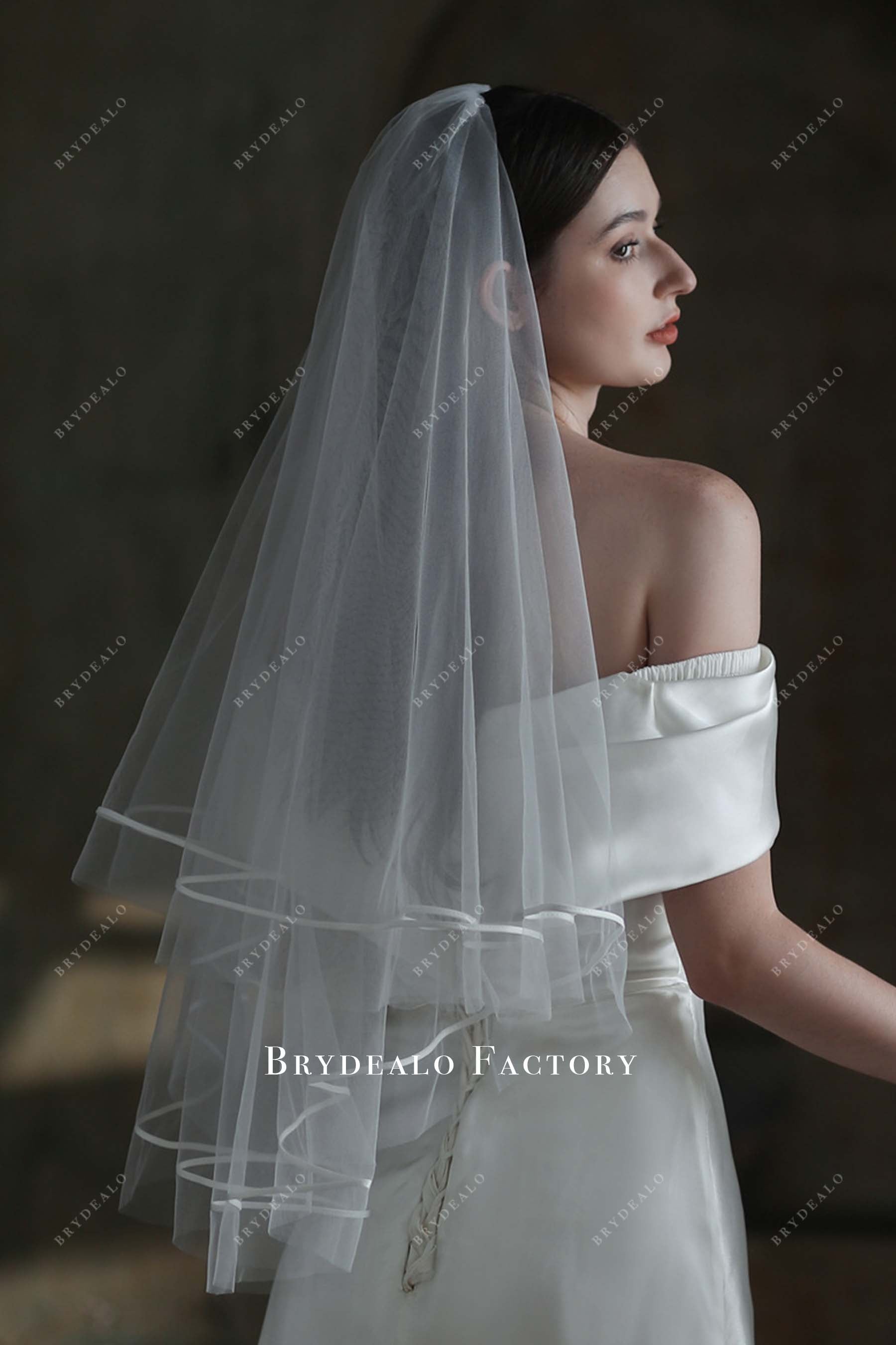 with comb wedding veil