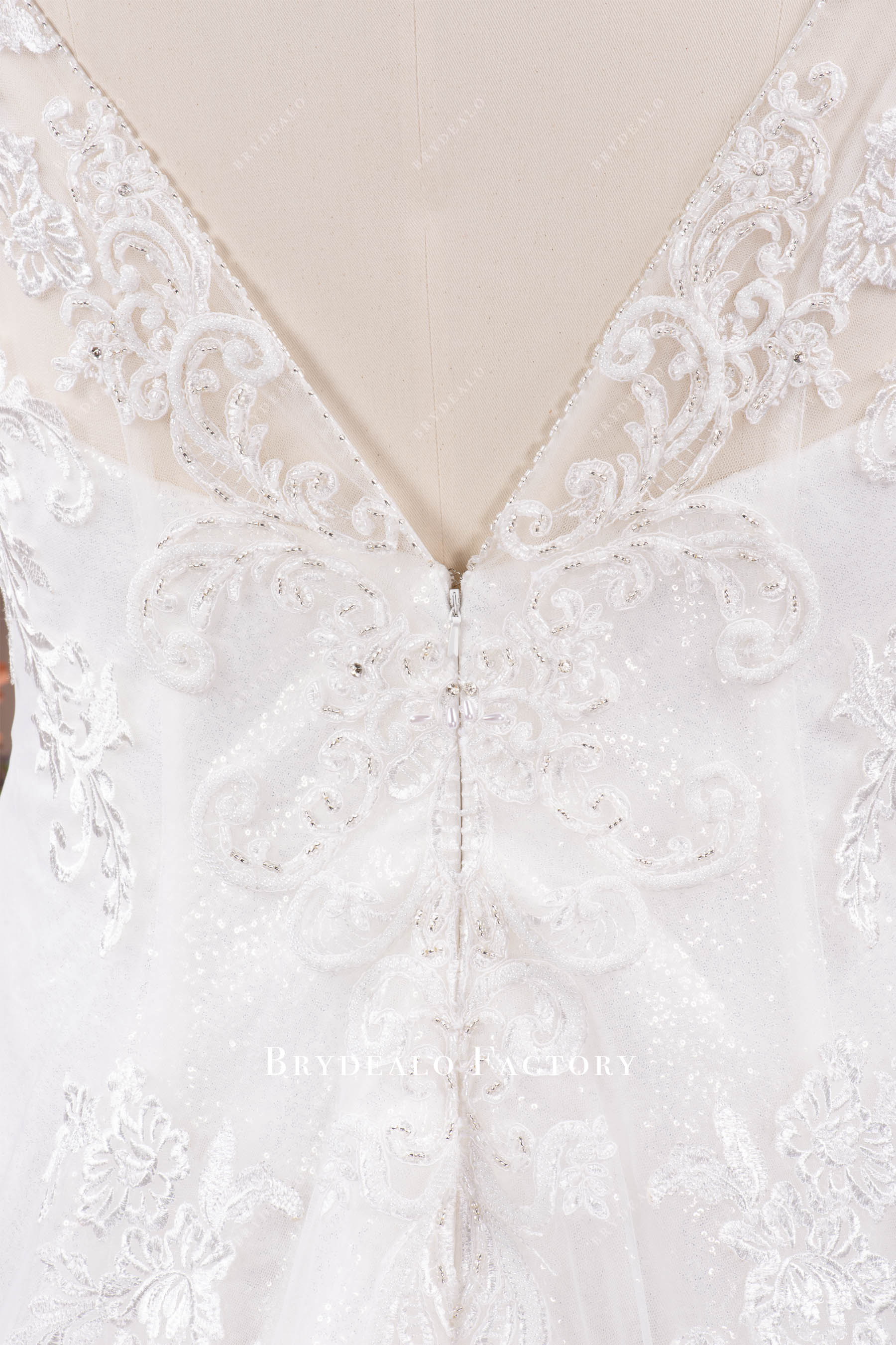 zipper closure sparkly wedding dress