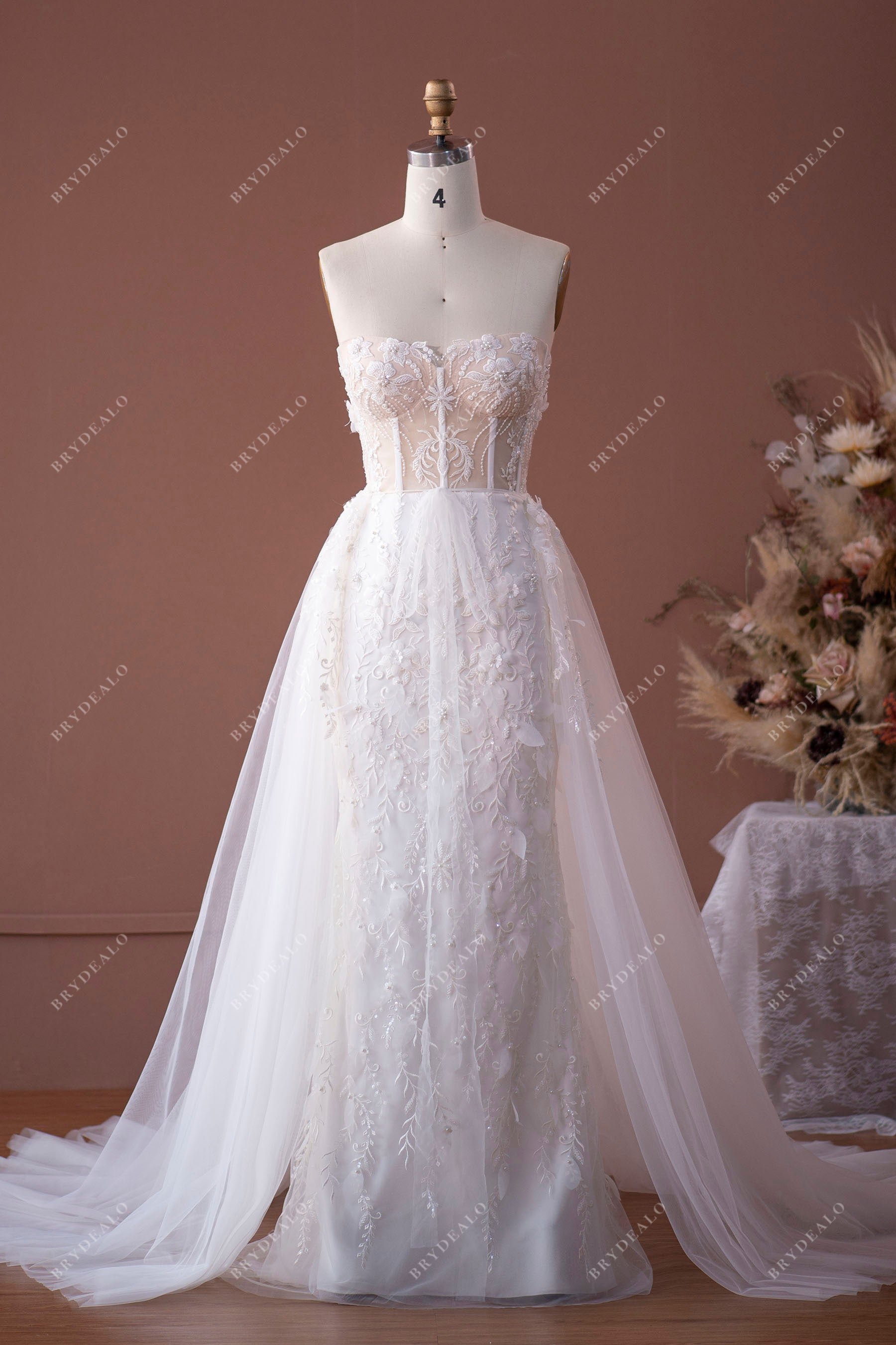 Flower Corset Bridal Gown with Plump Tulle Overskirt