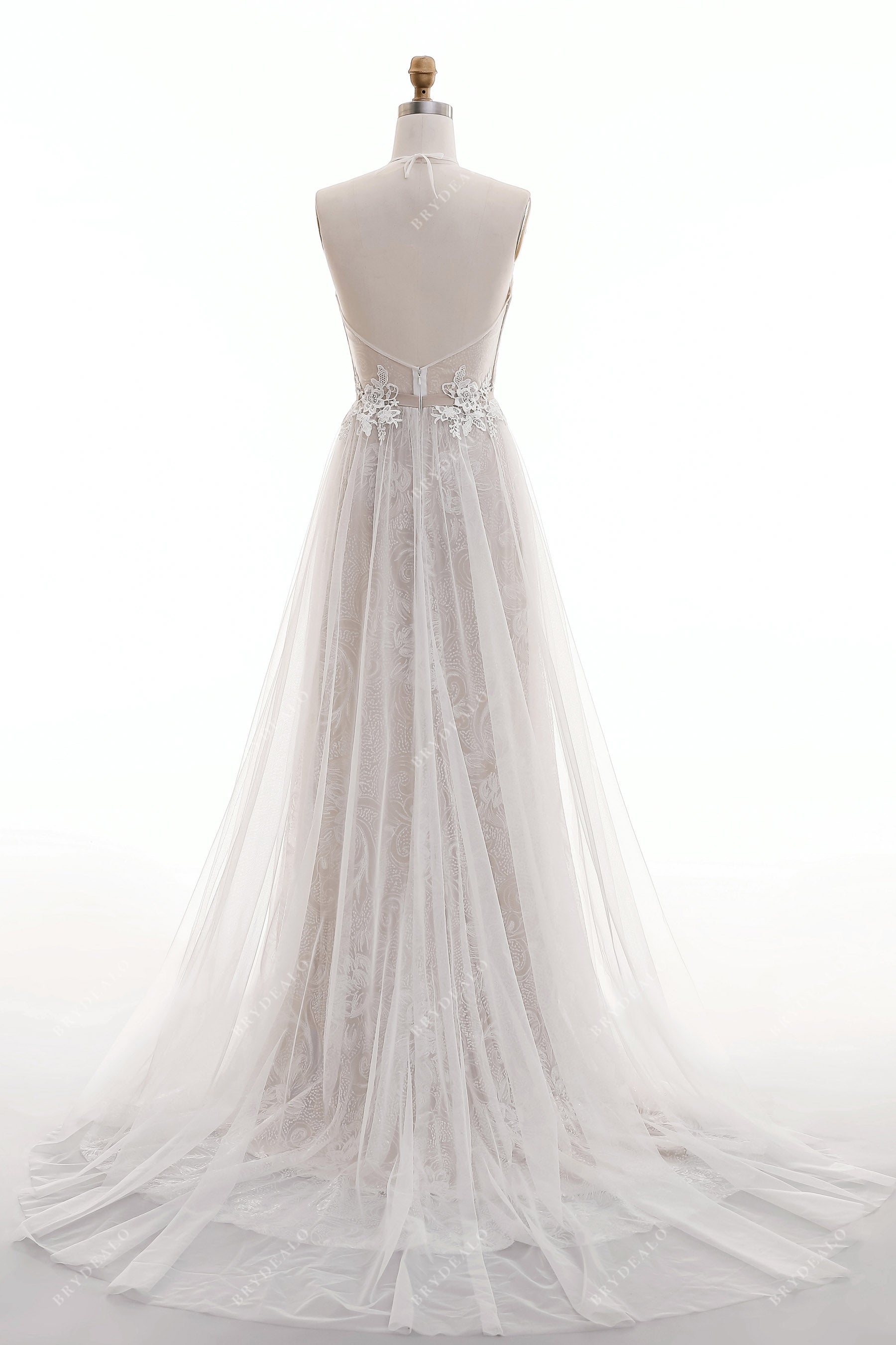A-line Tulle Halter Lace Wedding Dress