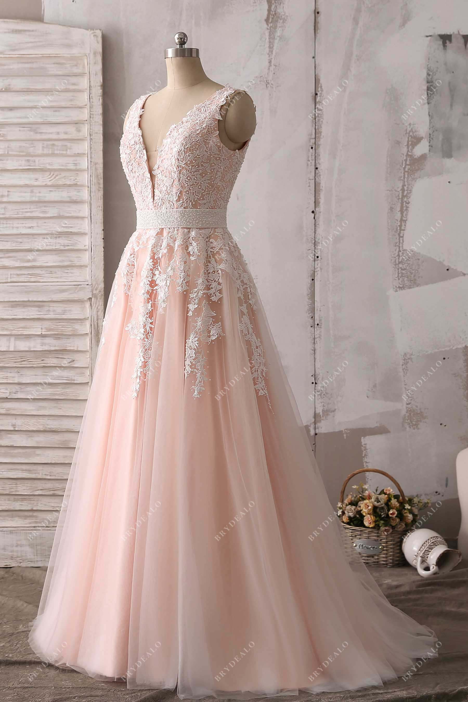 A-line lace tulle sleeveless V-neck prom dress