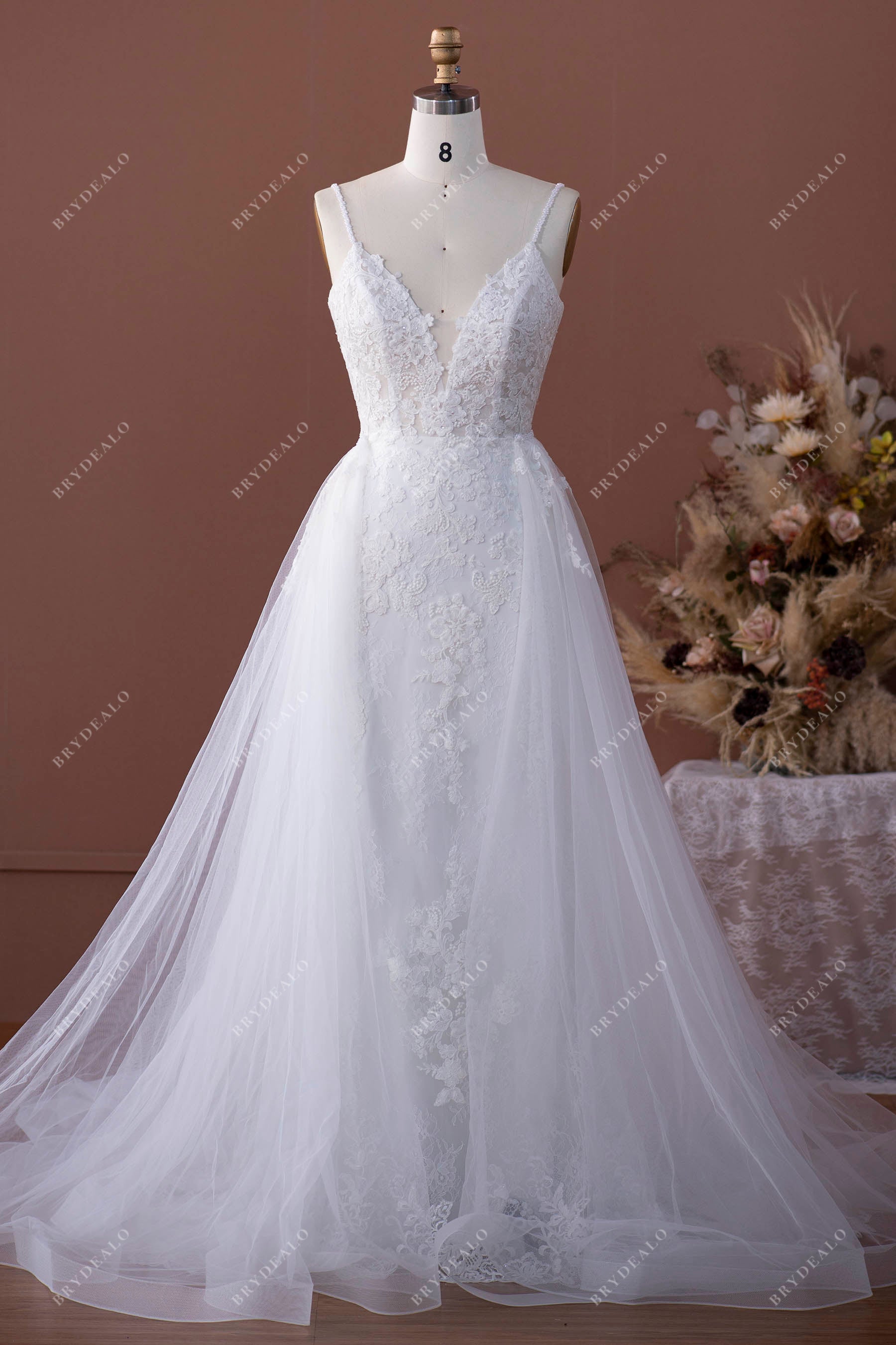 ball gown tulle V-neck wedding dress