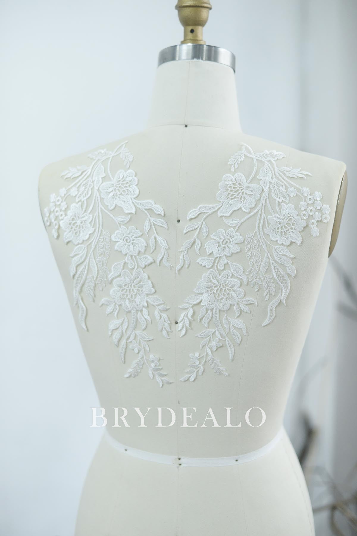 Beautiful Flower Bridal Embroidery Lace Appliques