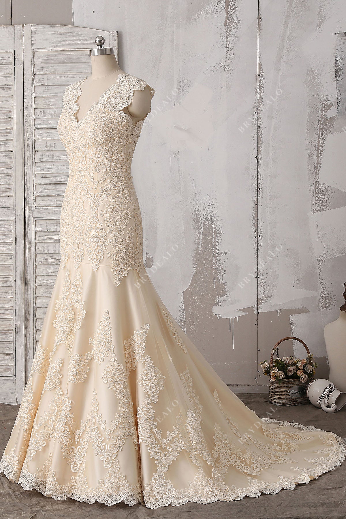 champagne lace trumpet wedding gown for wholesale