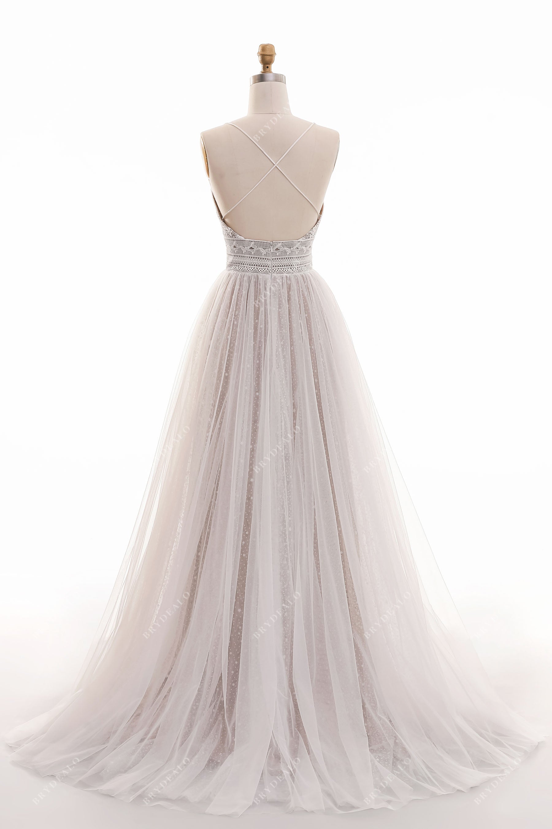 cirsscross open back lace A-line tulle wedding dress
