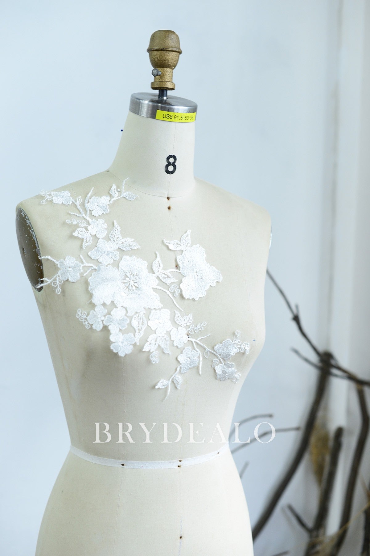 Designer Flowers Bridal Lace Appliques for Wholesale