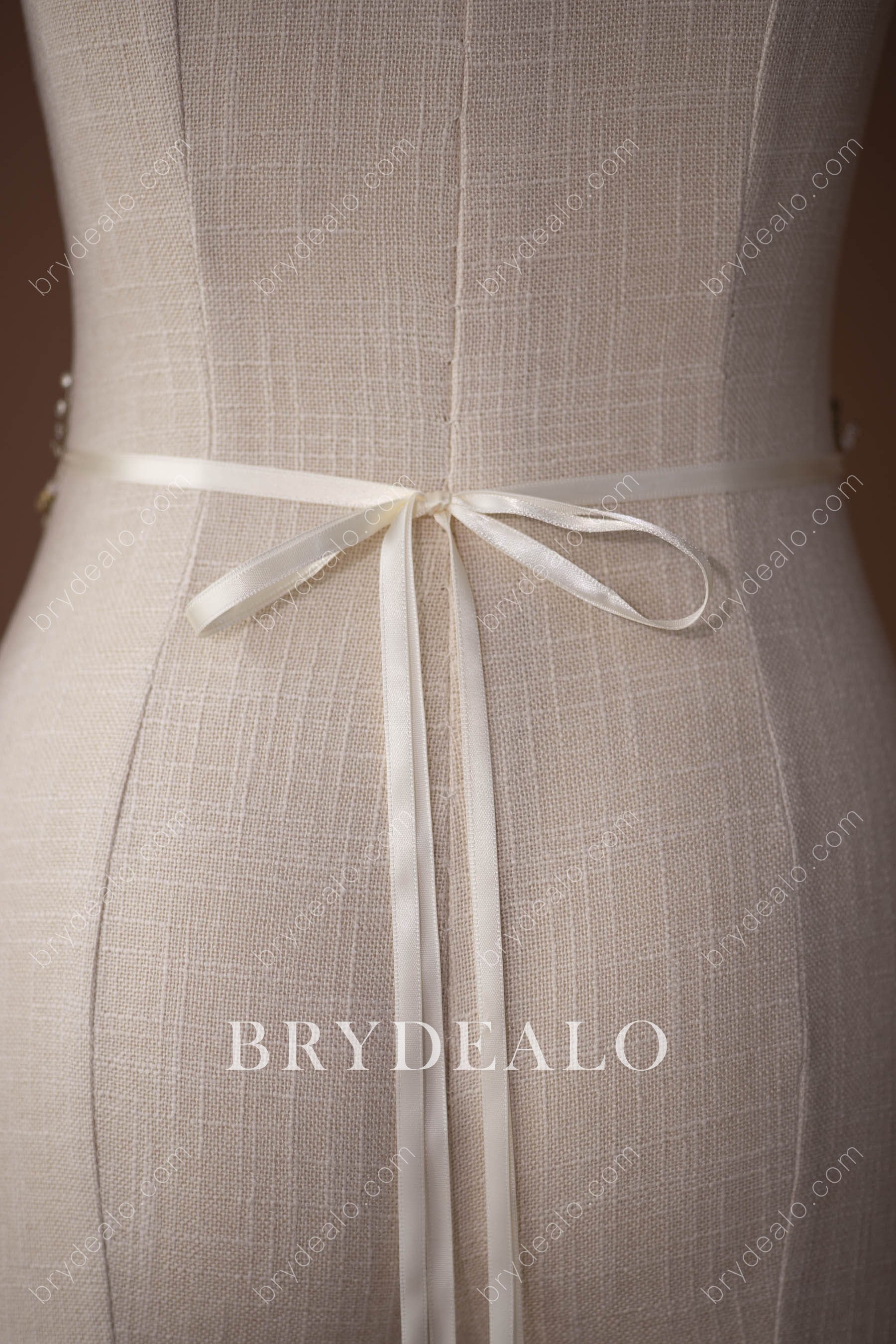 Elaborate Pearl Rhinestone Bridal Sash_Brydealo