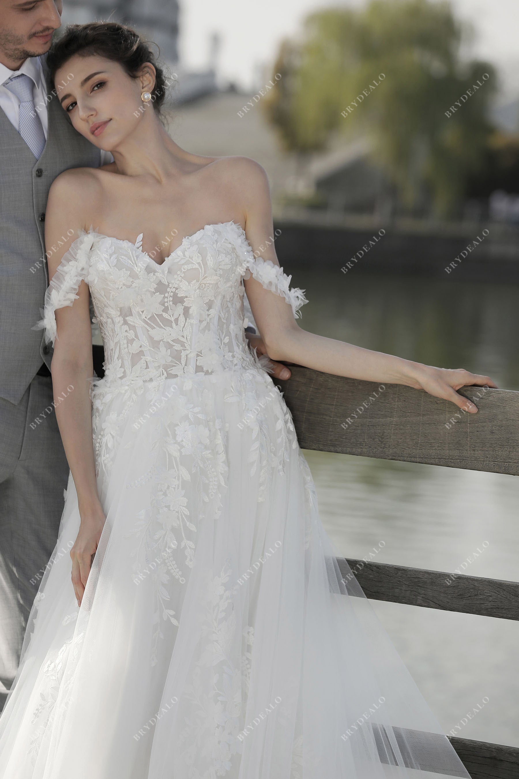 sweetheart neck lace corset private label wedding gown