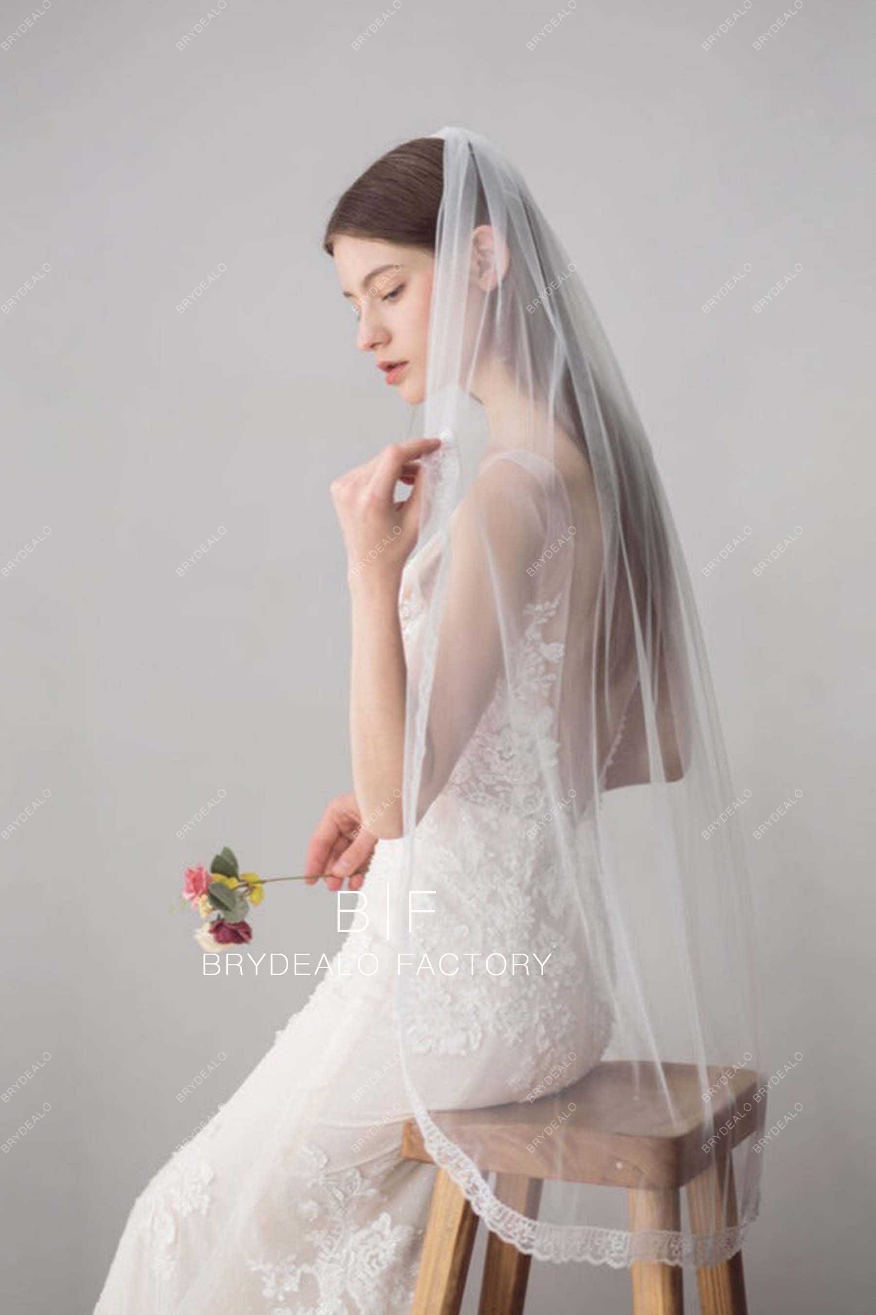 Lace Edge Wedding Veil Wholesale Fingertip Length Bridal Veil