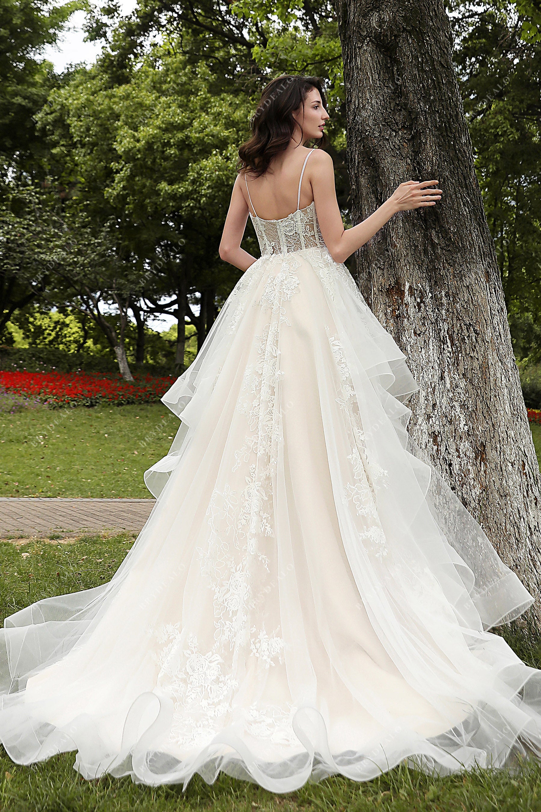 Lace Tulle Flounce A-line Wedding Dress