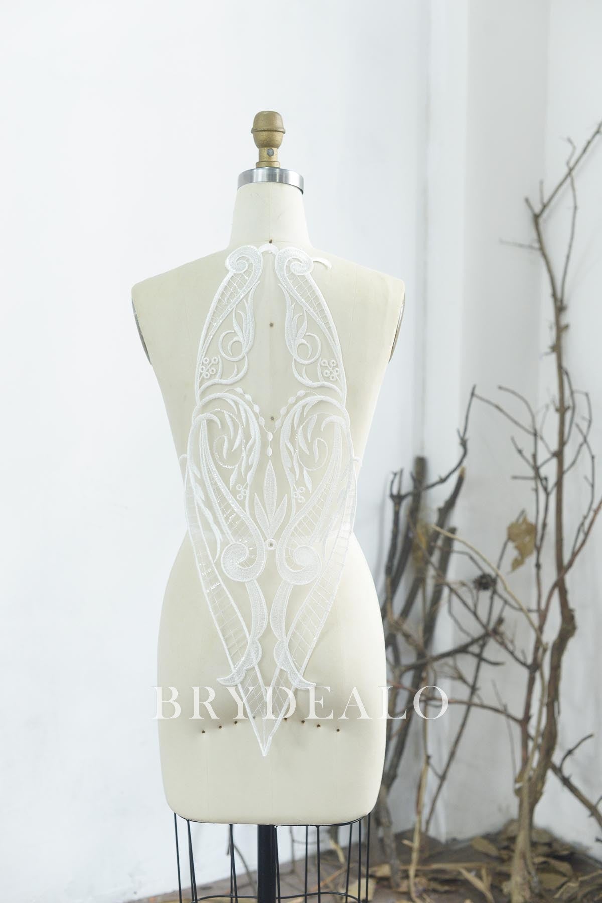 Shimmery Abstract Patterned Bridal Lace Appliqué