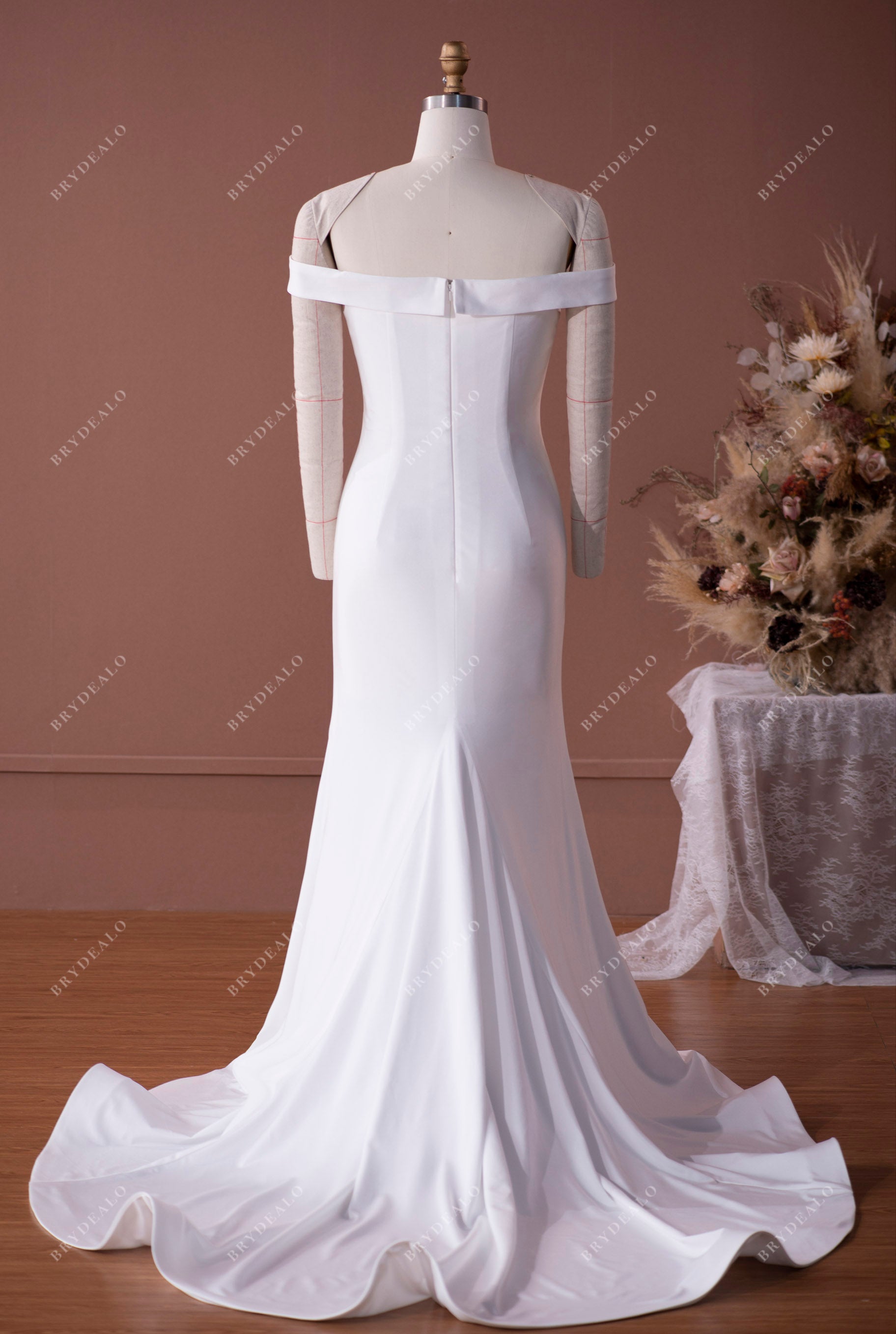 Light Ivory Off-the-Shoulder Jersey Mermaid Wedding Dress for wholesale