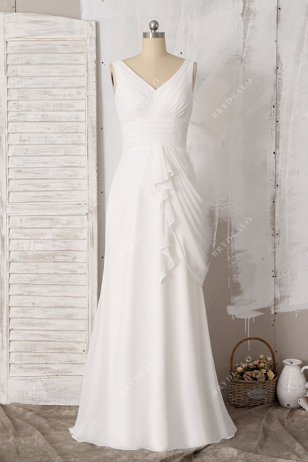 pleated straps ruffled A-line wedding dress for wholesale