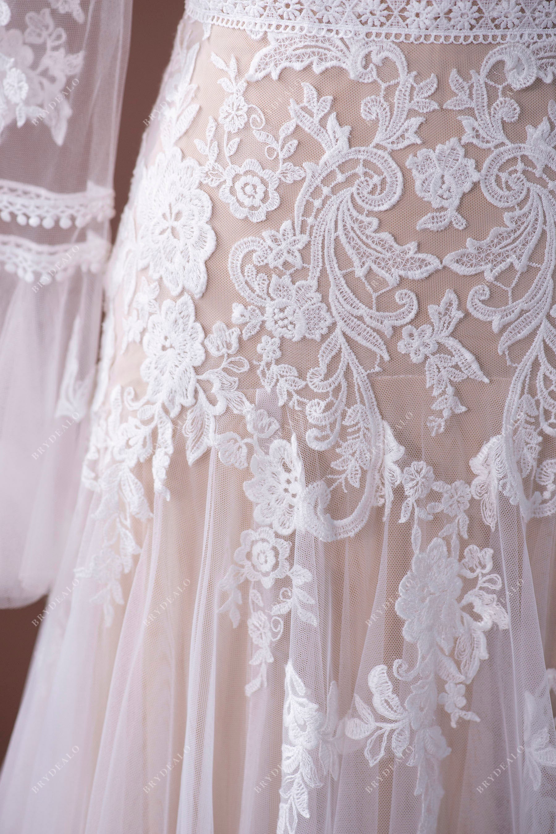 Gorgeous  Lace Wedding Dress