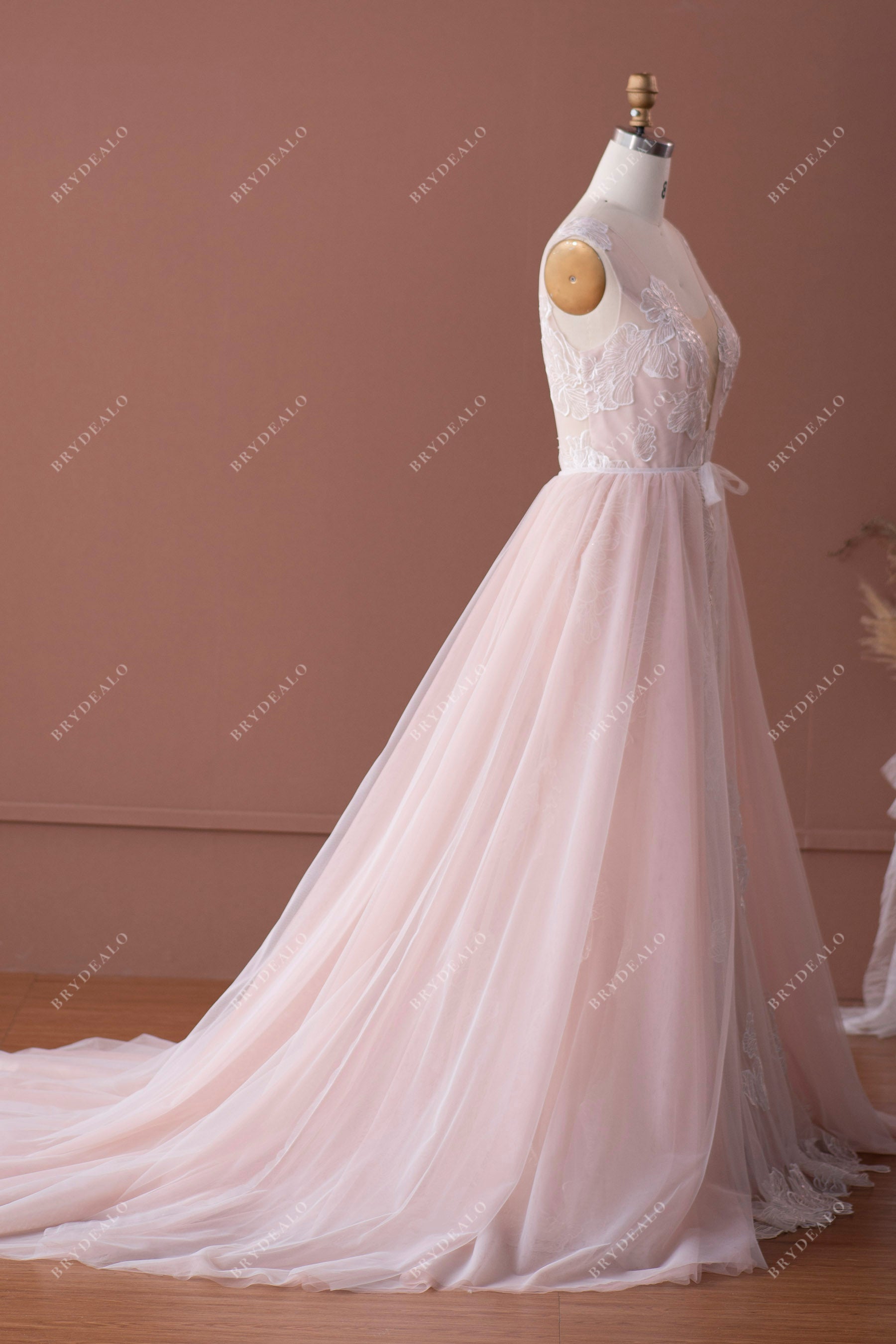 Overskirt Sleeveless Bridal Gown