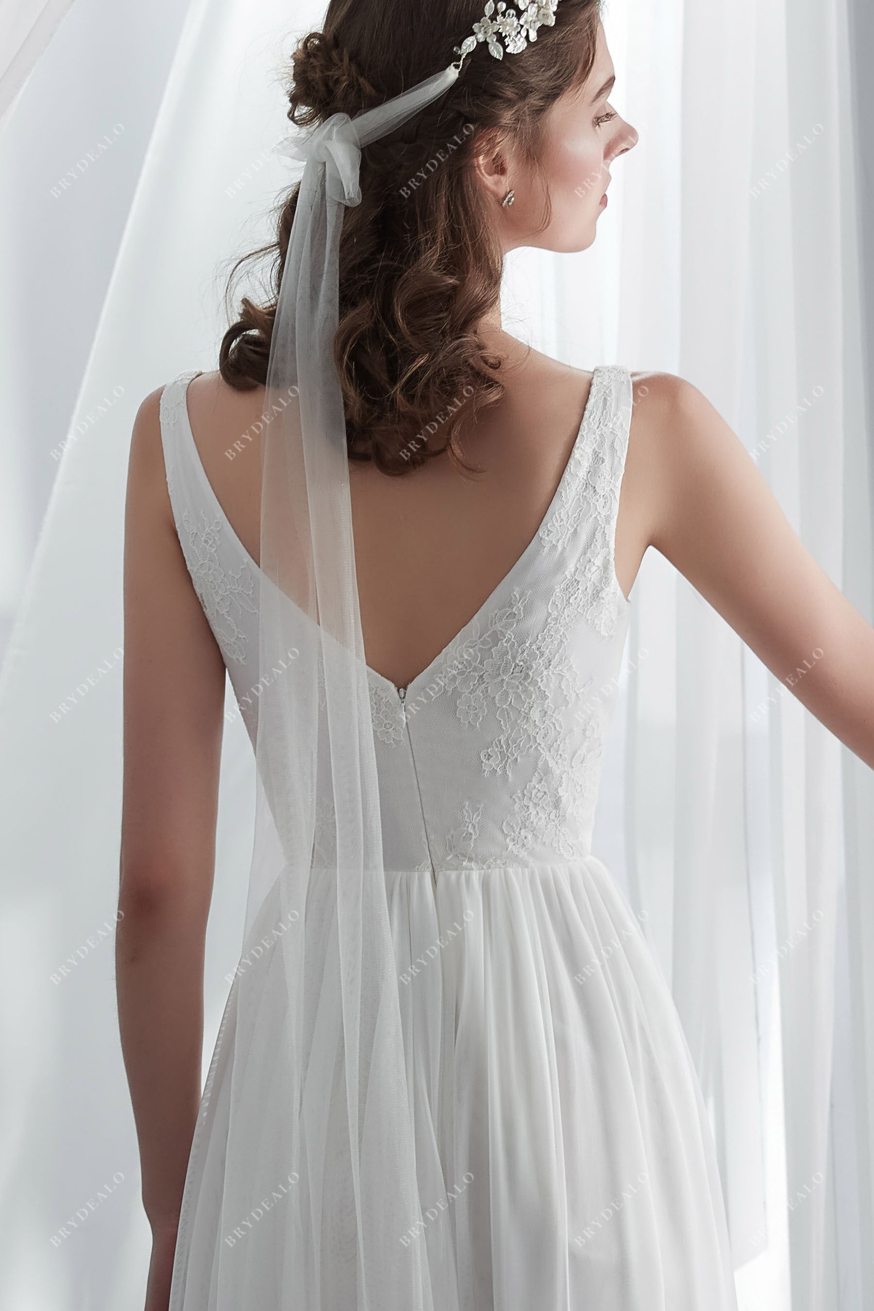 V-back Lace Draping Floor Length Wedding Dress