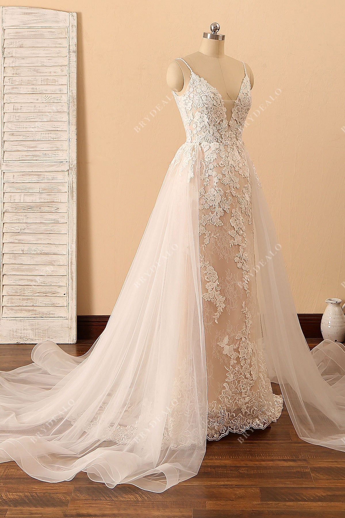 sleeveless lace pearl pink  mermaid ivory tulle overskirt bridal dress