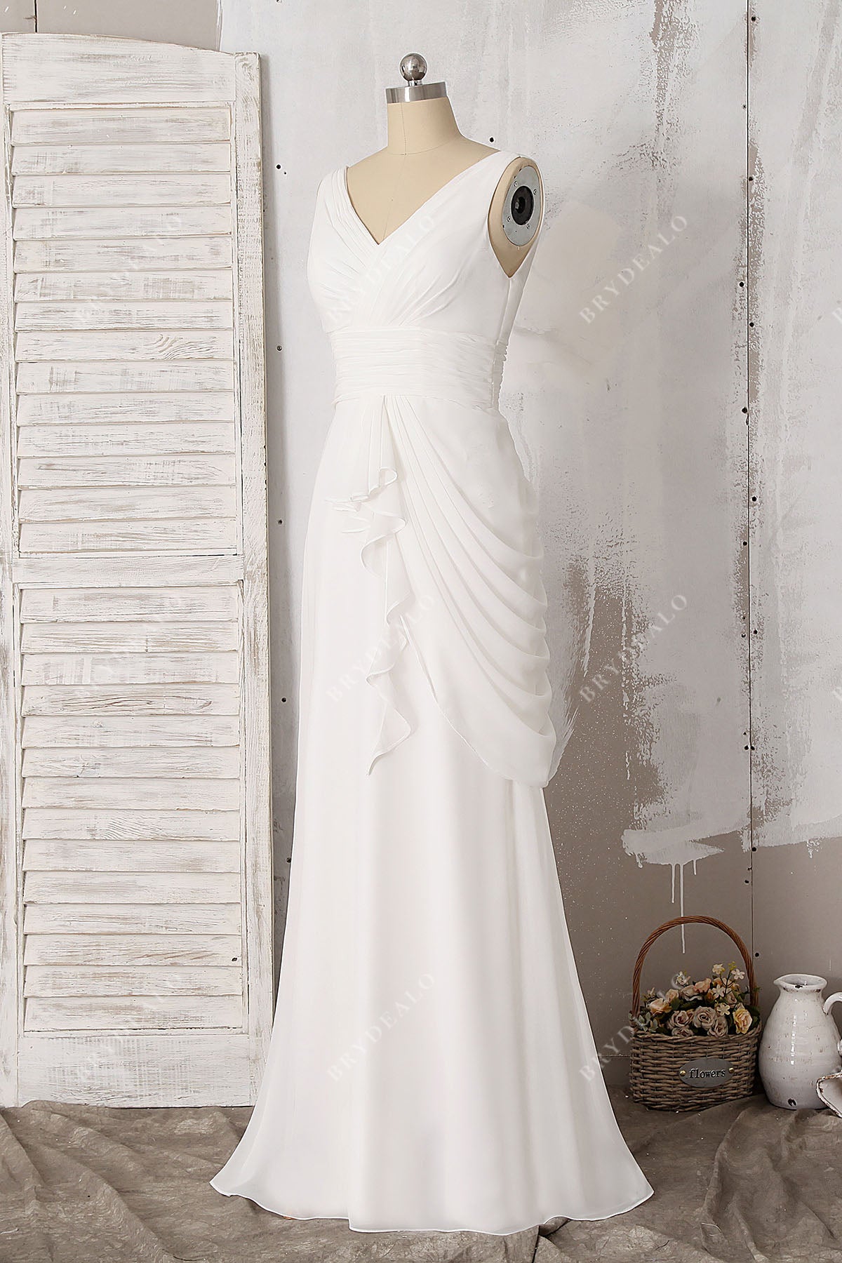 sleeveless ruffled A-line bridal dress