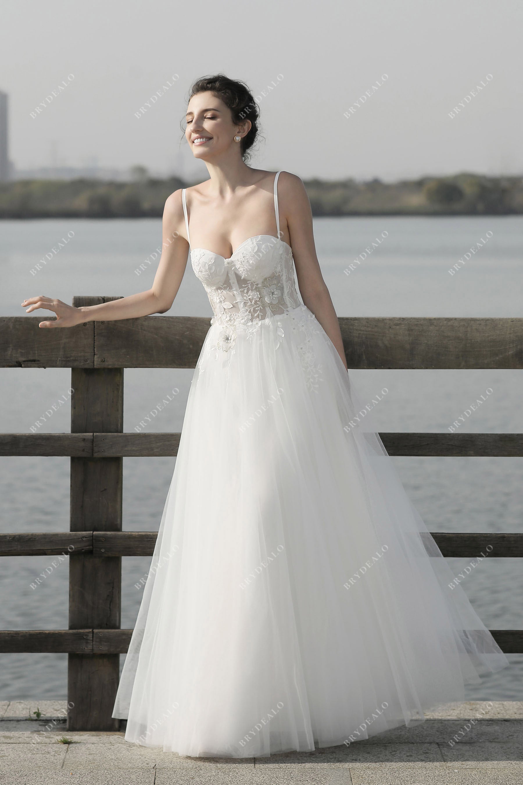 Strappy hotsell wedding dress