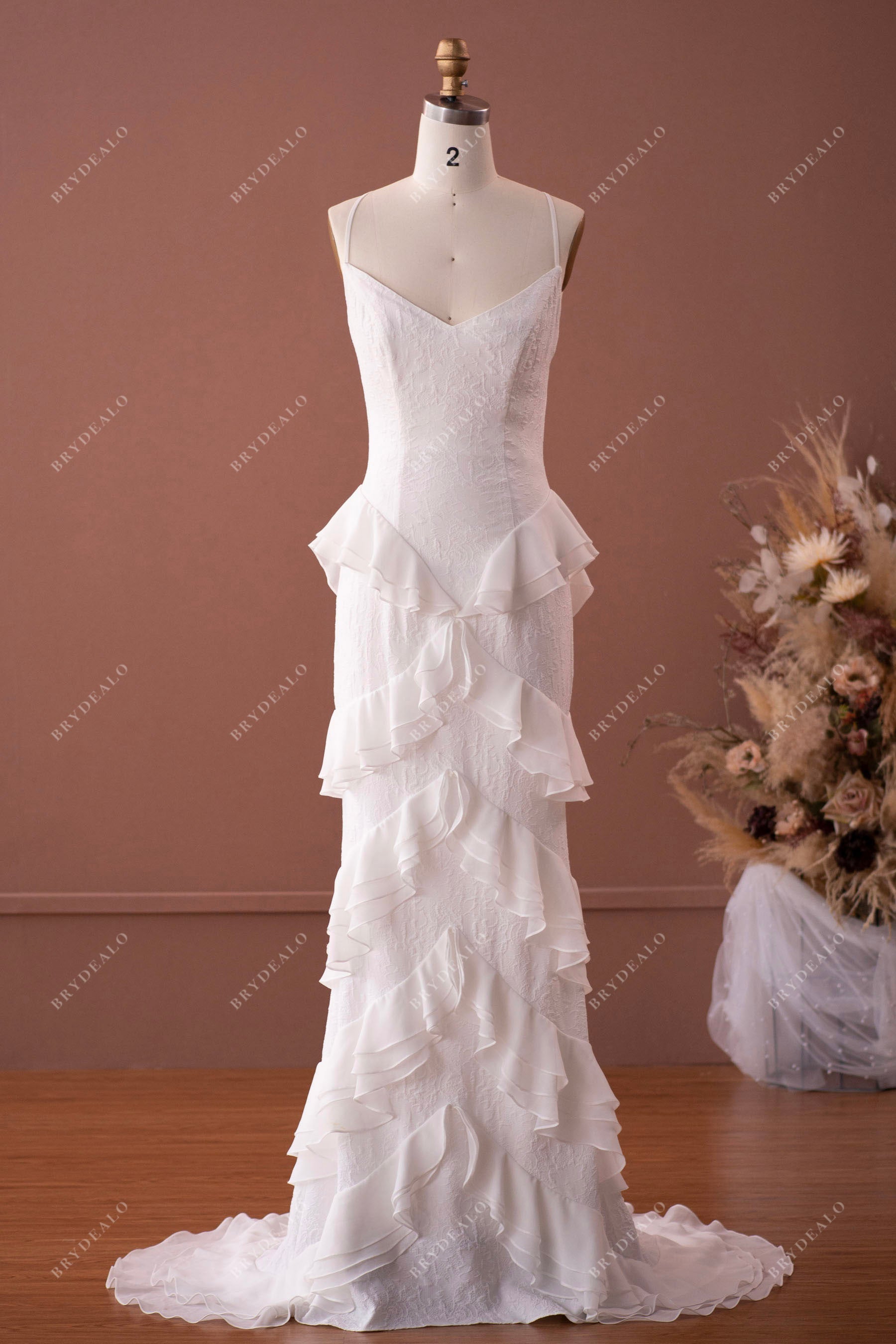 Simple Ruffled Straps Ruffled Wedding Dress Sample Sale
