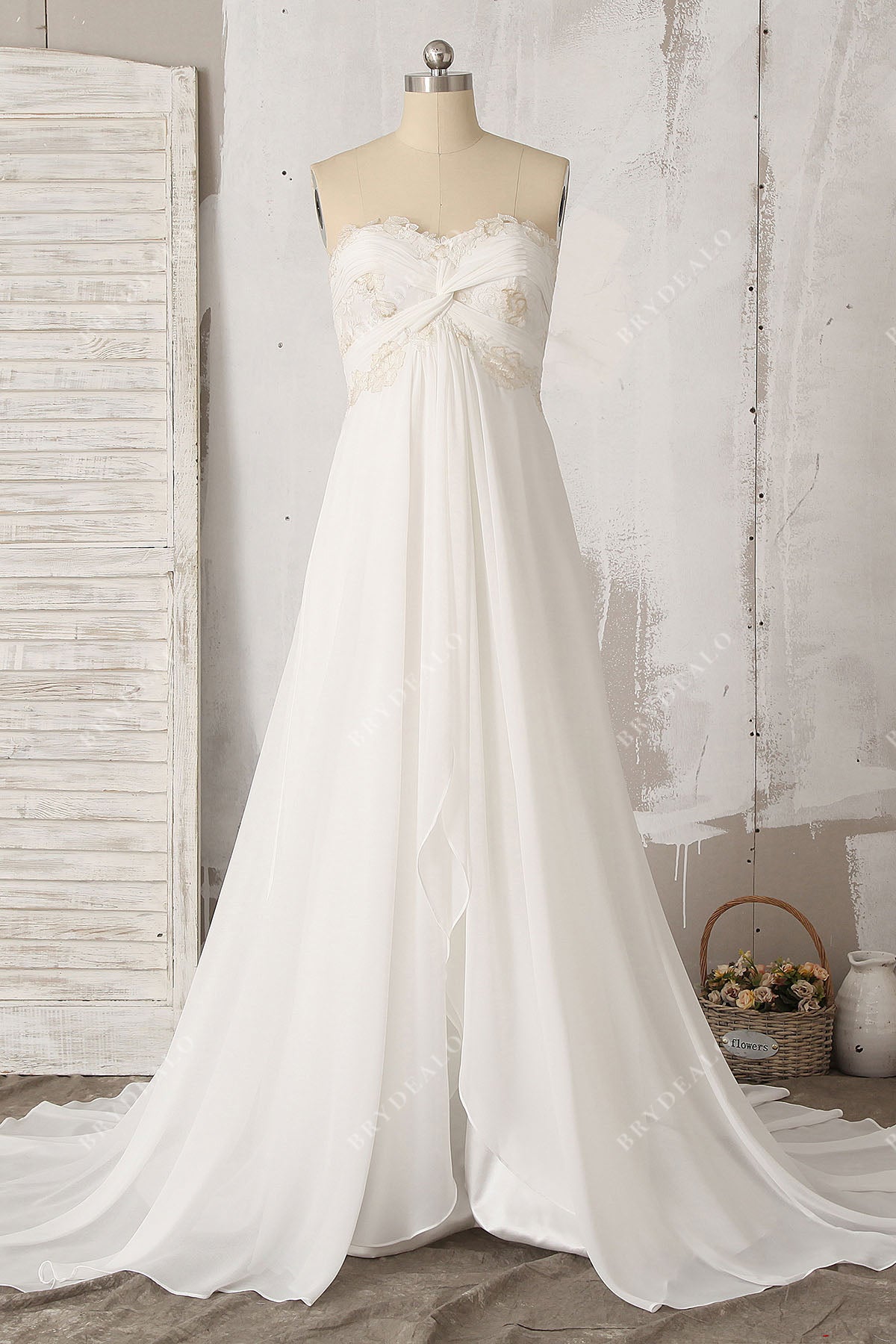 strapless A-line lace chiffon wholesale beach wedding gown