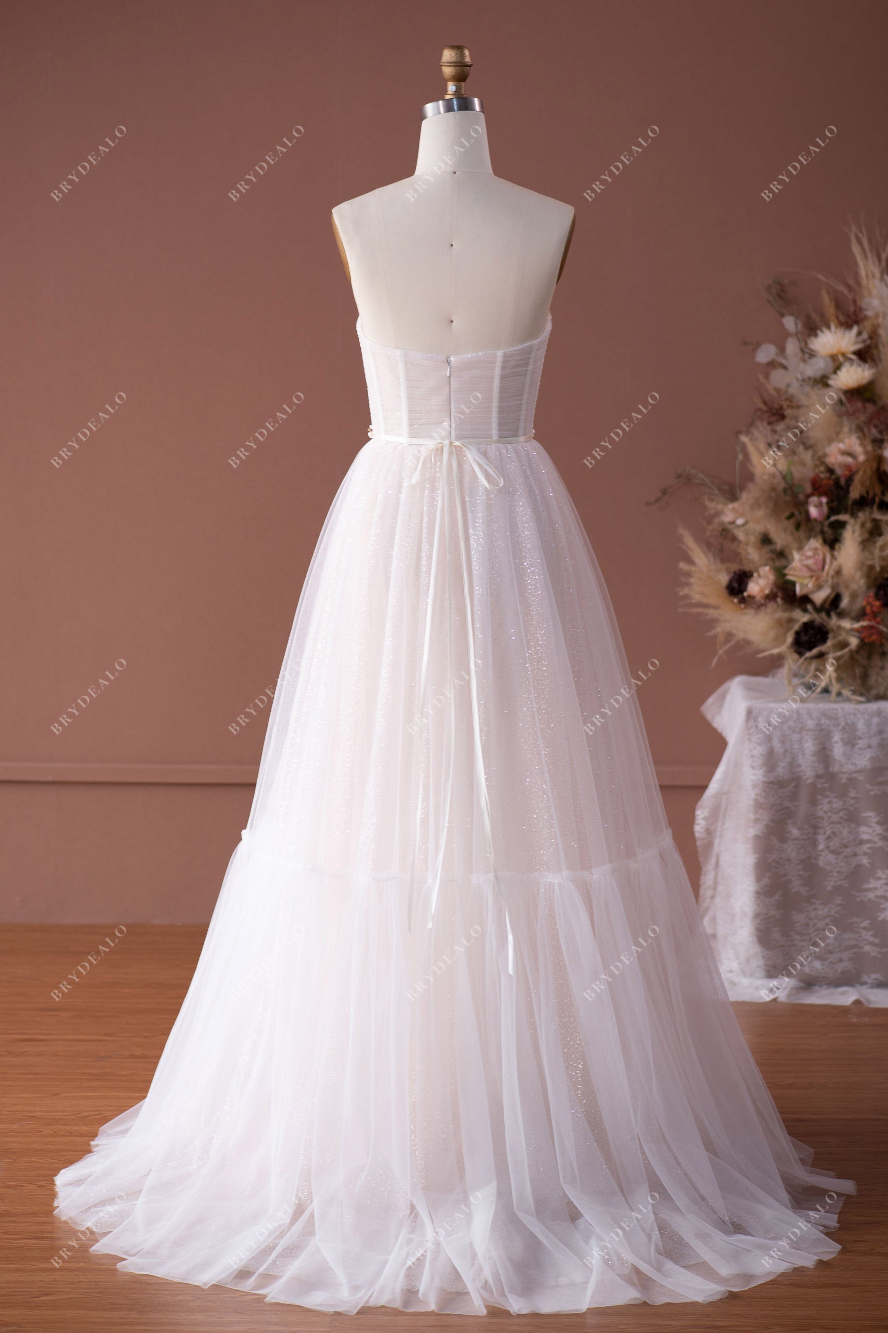 sample sale low back corset tulle beach wedding gown for wholesale