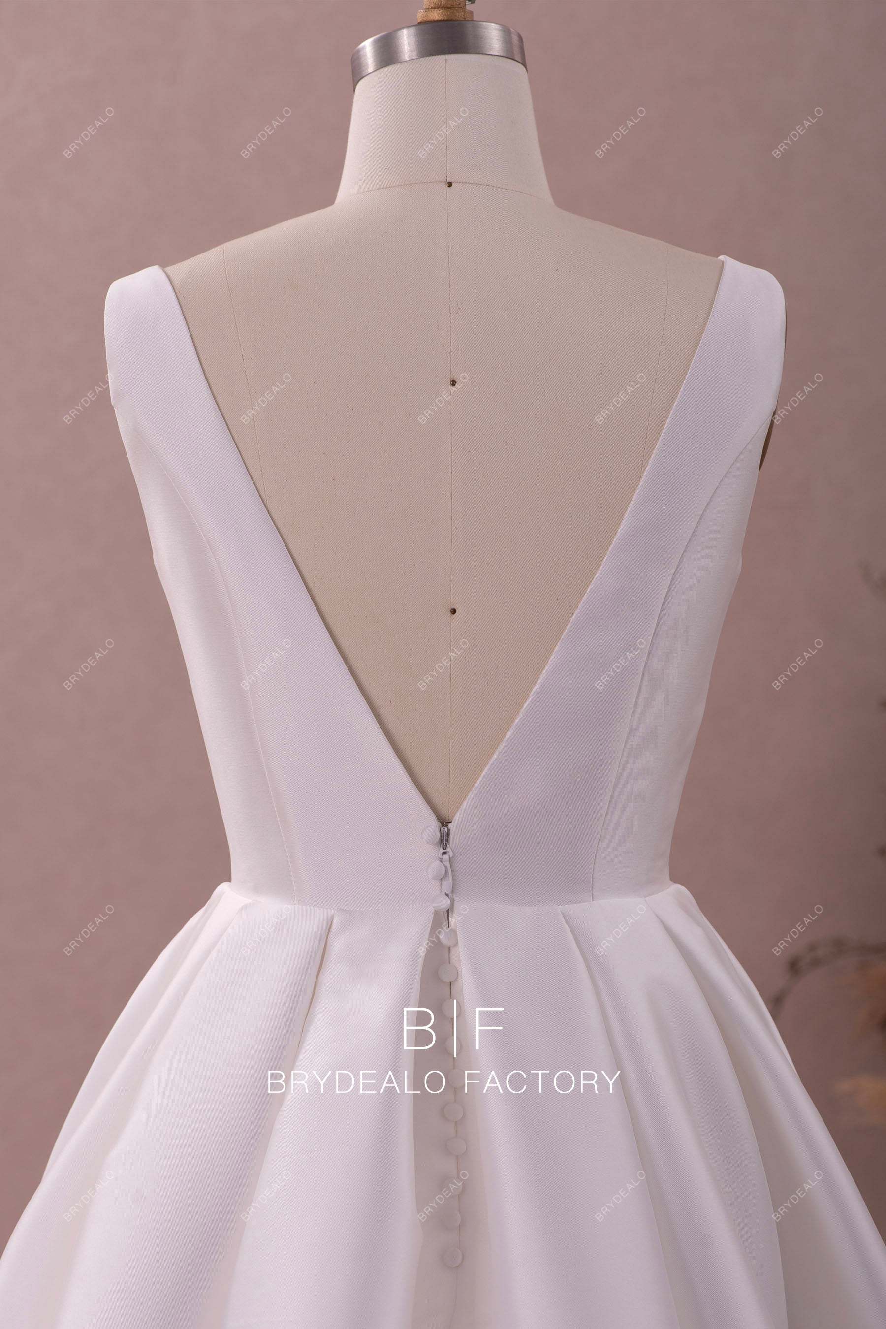 v-cut back classic wedding dress