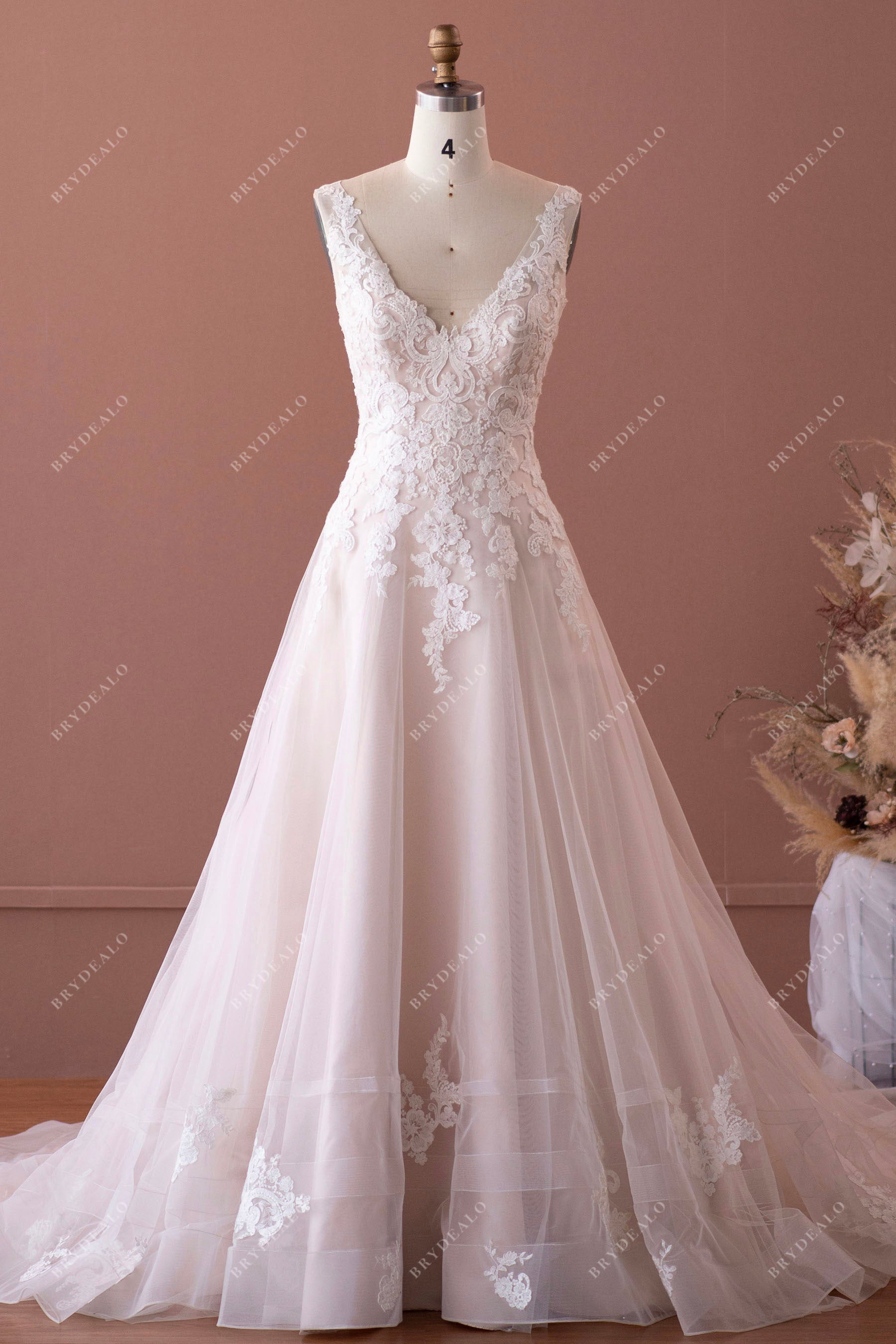 V-neck A-line Lace Wedding Dress