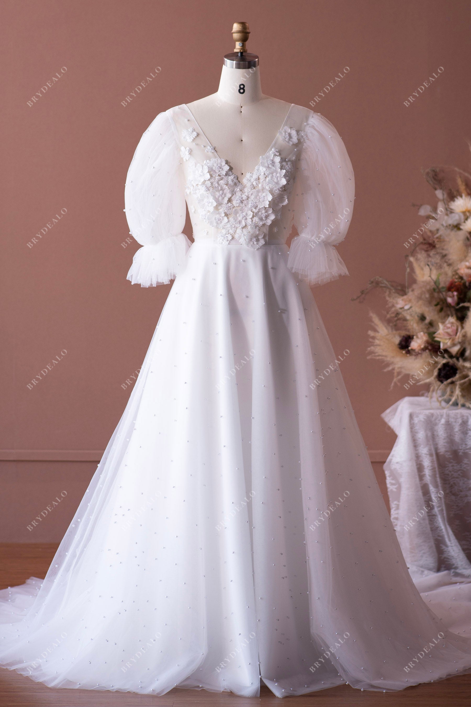 Bubble Sleeve Handmade Flower Pearl Tulle A-line Wedding Dress