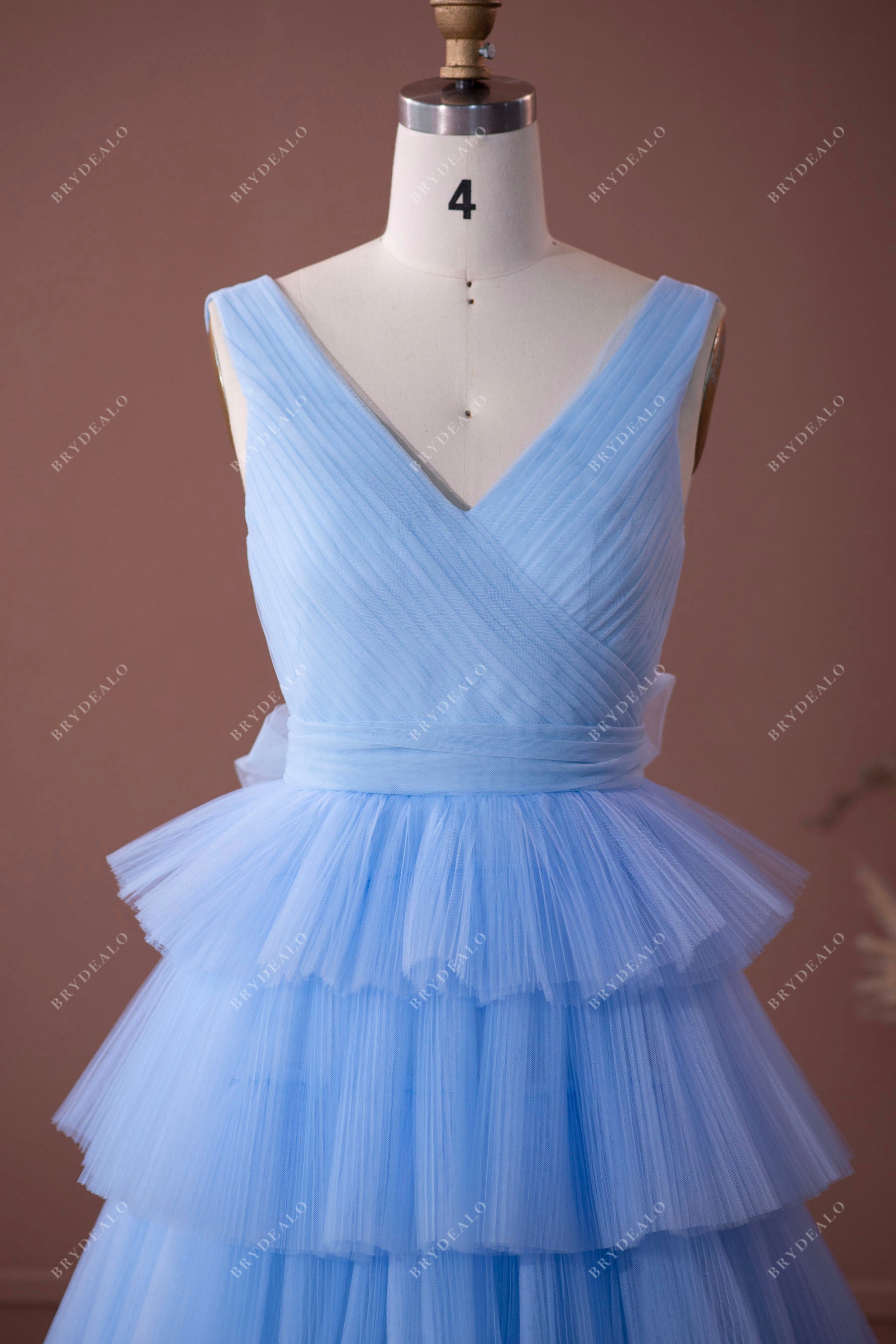 blue straps pleated V-neck tulle prom formal dress