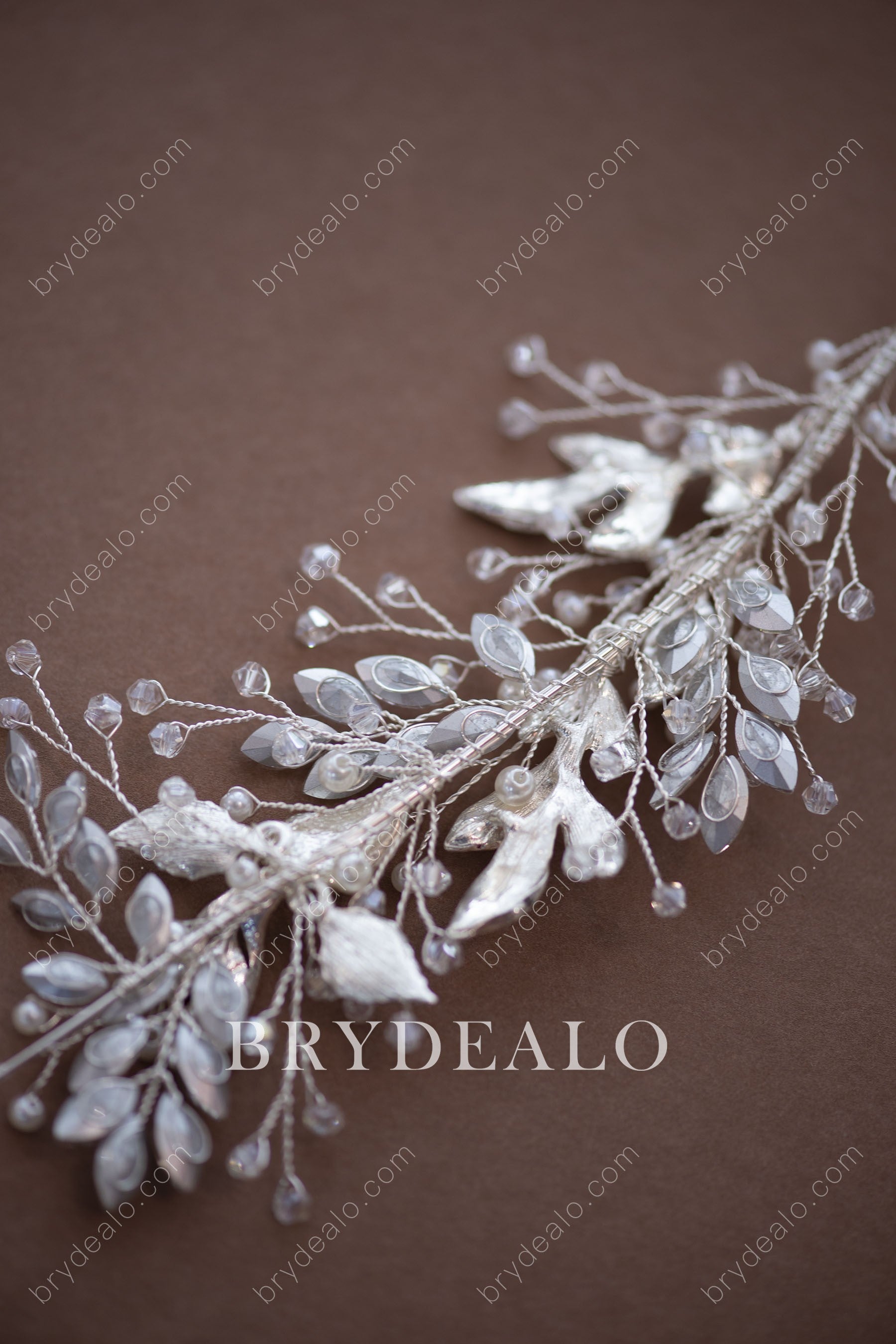 Botanic-inspired Crystals Pearls Bridal Headpiece for Wholesale