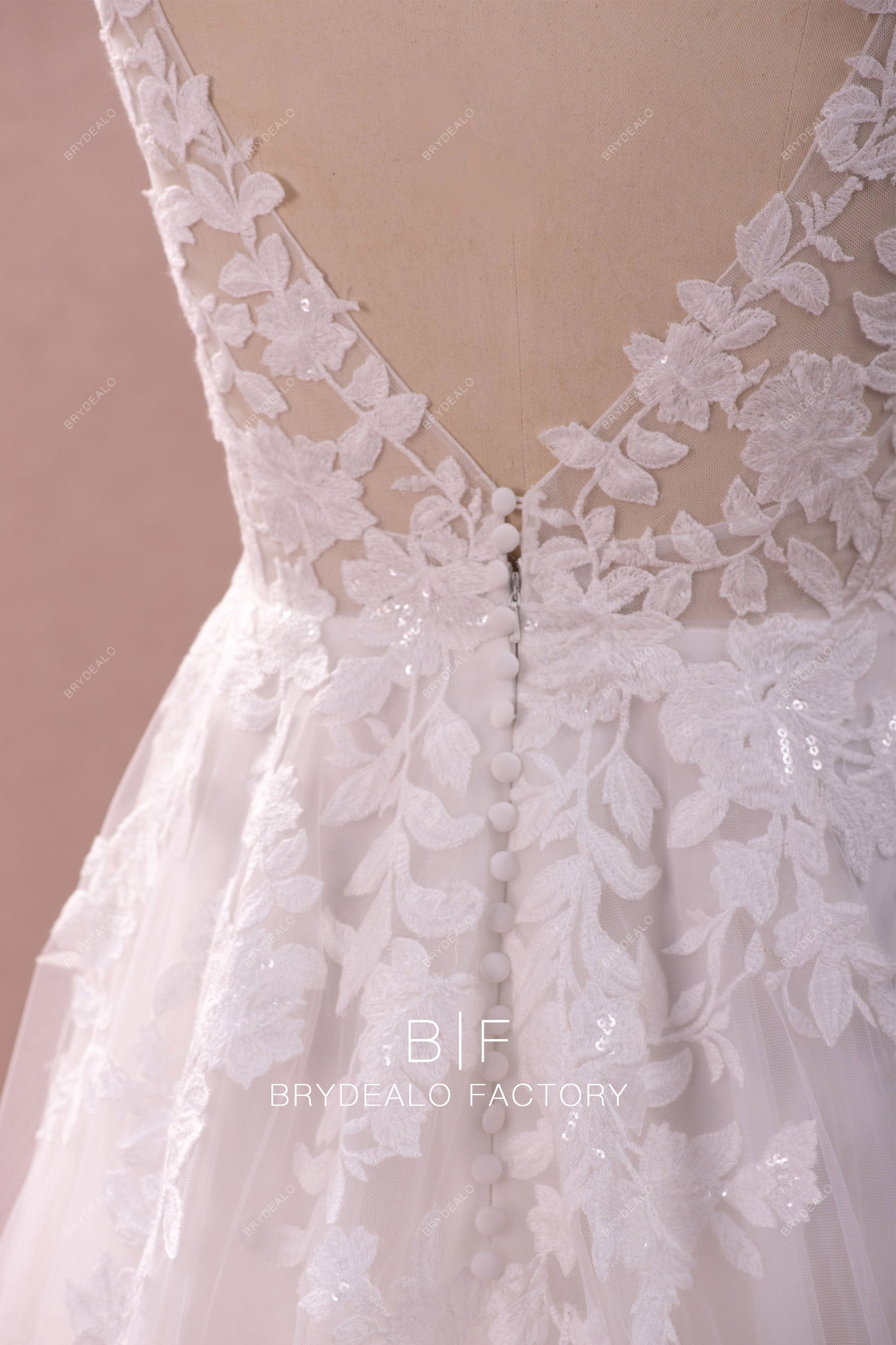 V-back lace wedding dress for wholesale