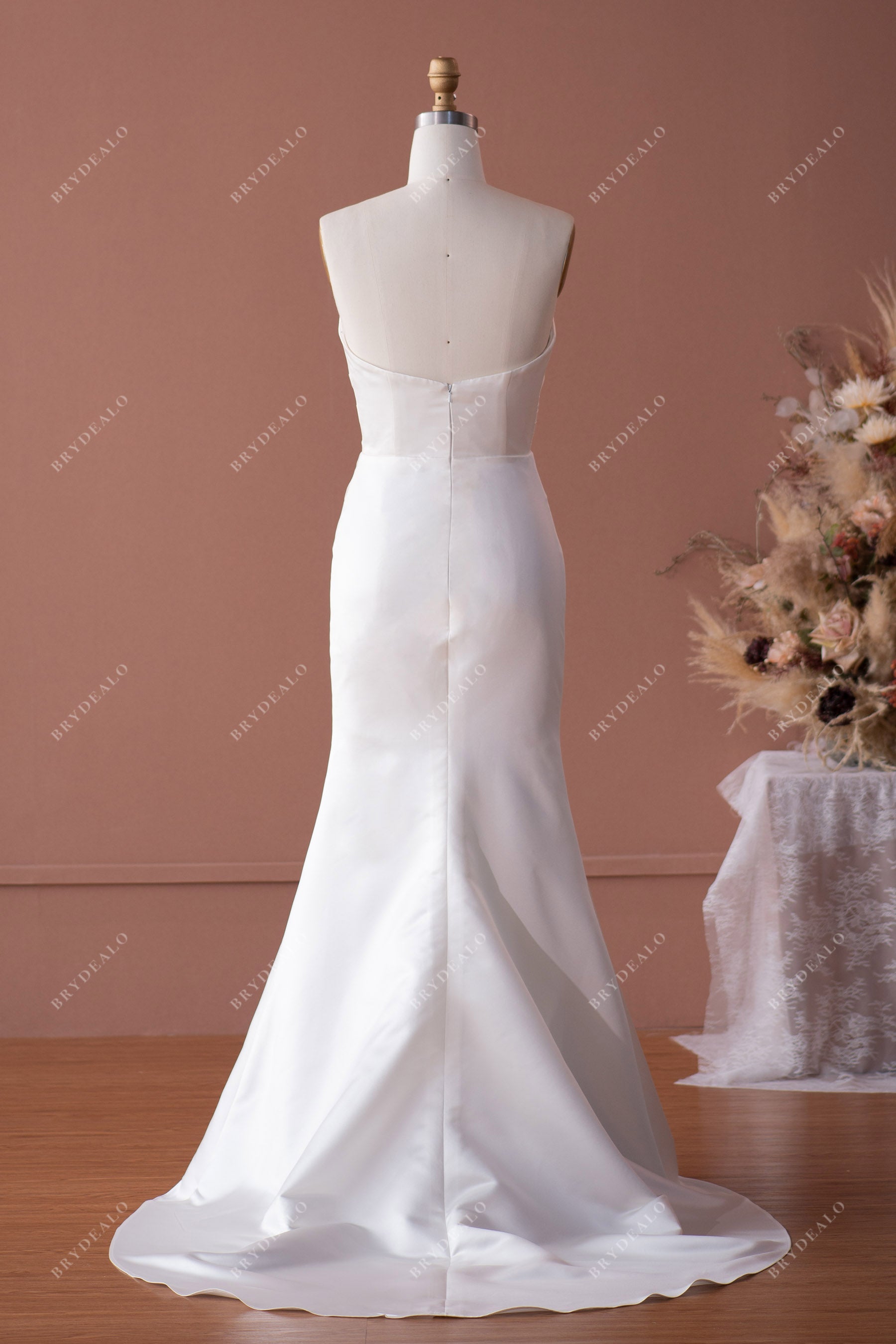 Test Buy | V-cut Neck Satin Wedding Dress with Detachable Overskirt