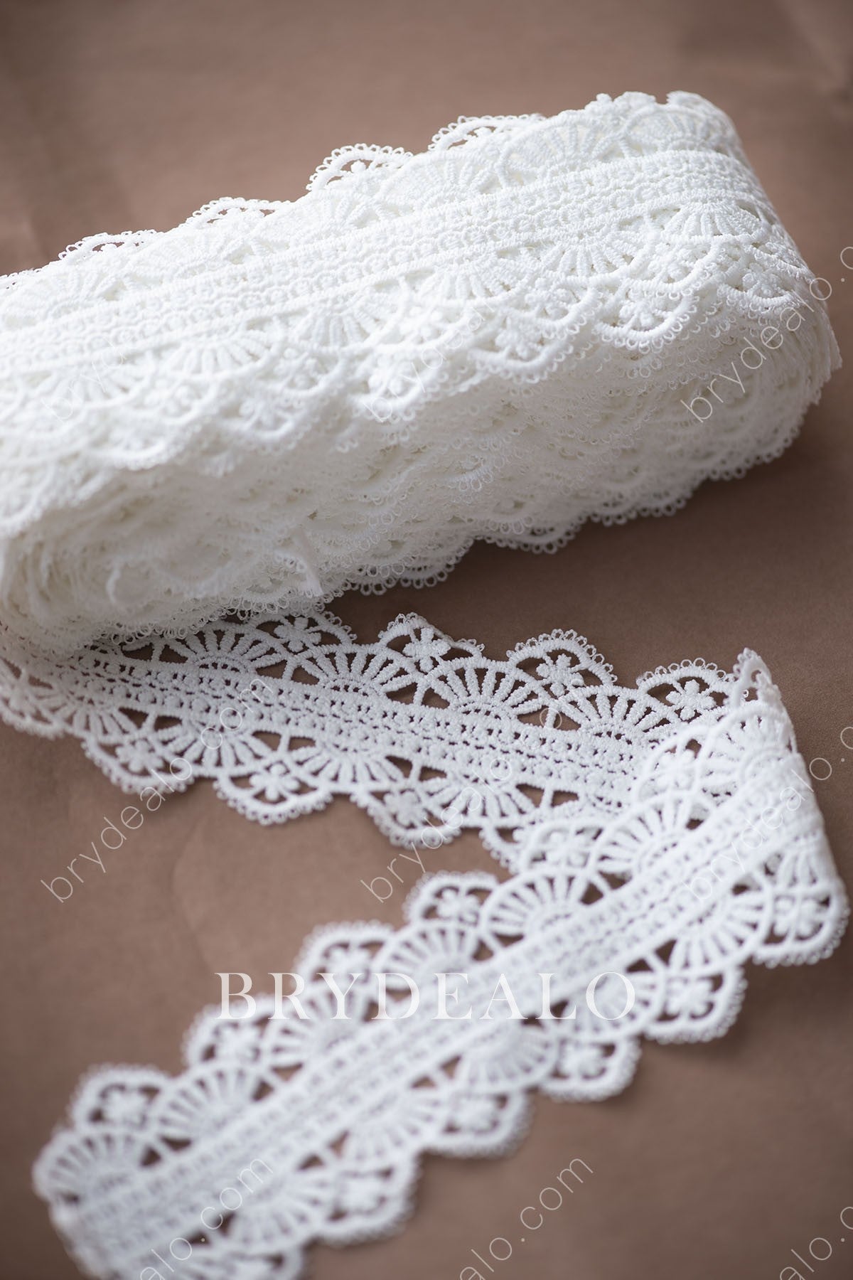 White Crochet Cotton Lace Scalloped Edge Trim